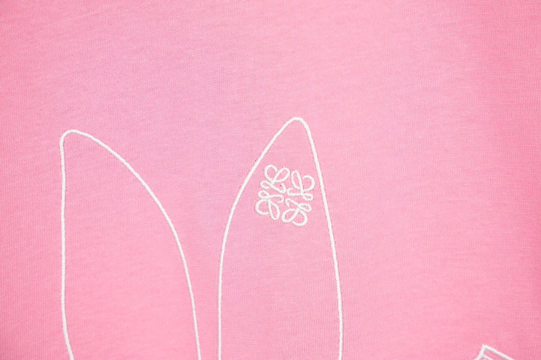LOEWE 2023SS Year of the Rabbit Embroidered T-Shirt | XS–L (Pink, Black)