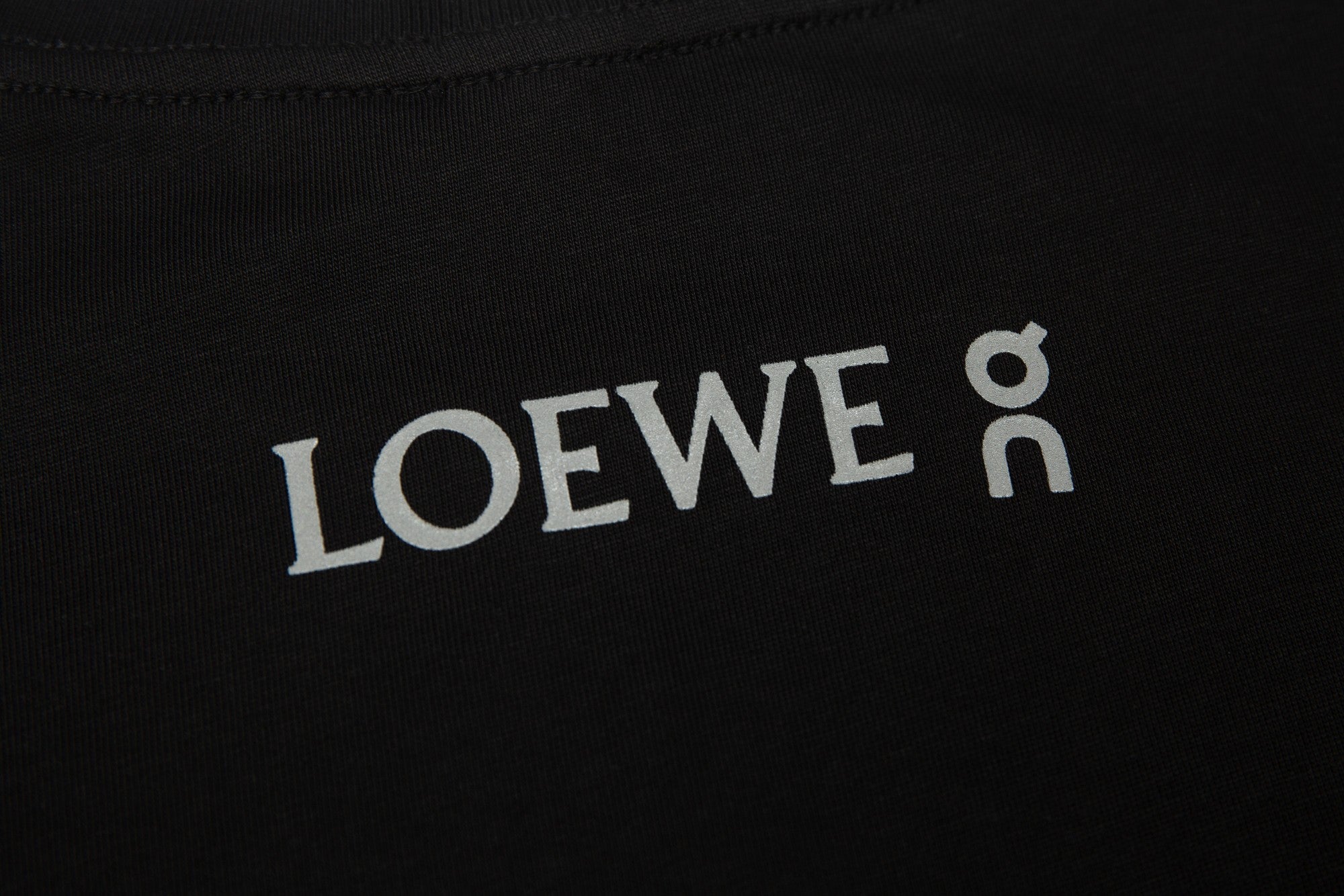 LOEWE x On Running 24SS Reflective Logo Cotton T-Shirt | Unisex Oversized Fit | XS–L