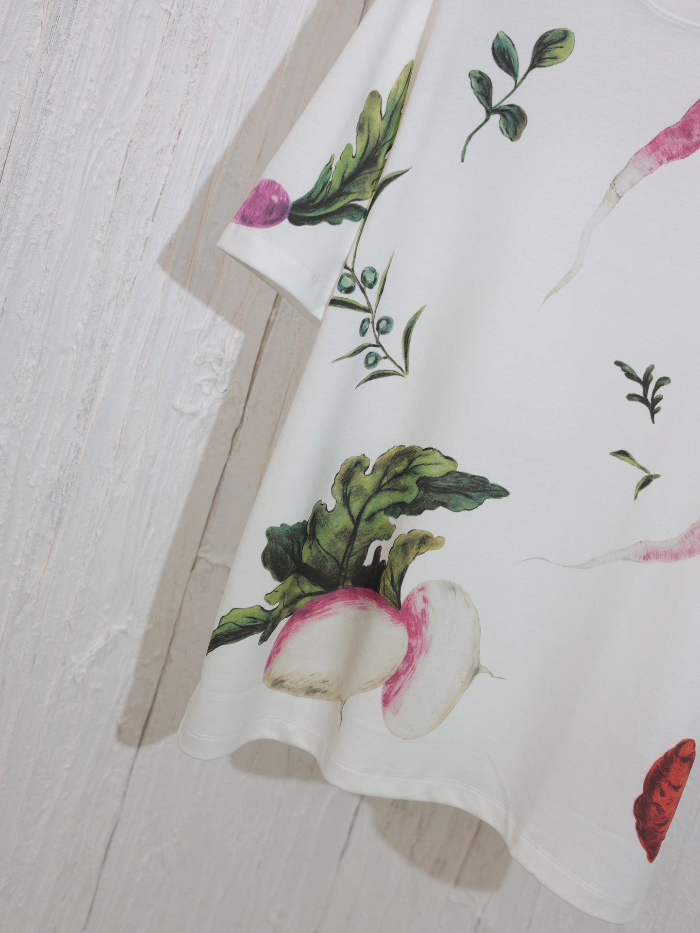 LOEWE 24FW Radish Print Logo Cotton T-Shirt | Unisex Oversized Fit | S–XL