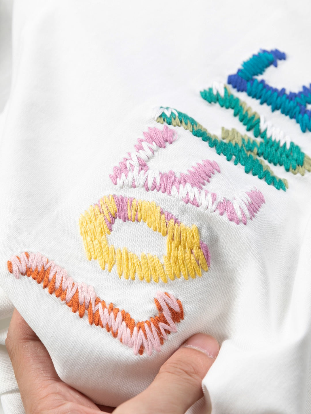 LOEWE 25SS Rainbow Embroidered Logo T-Shirt | Unisex Relaxed Fit | S–XL