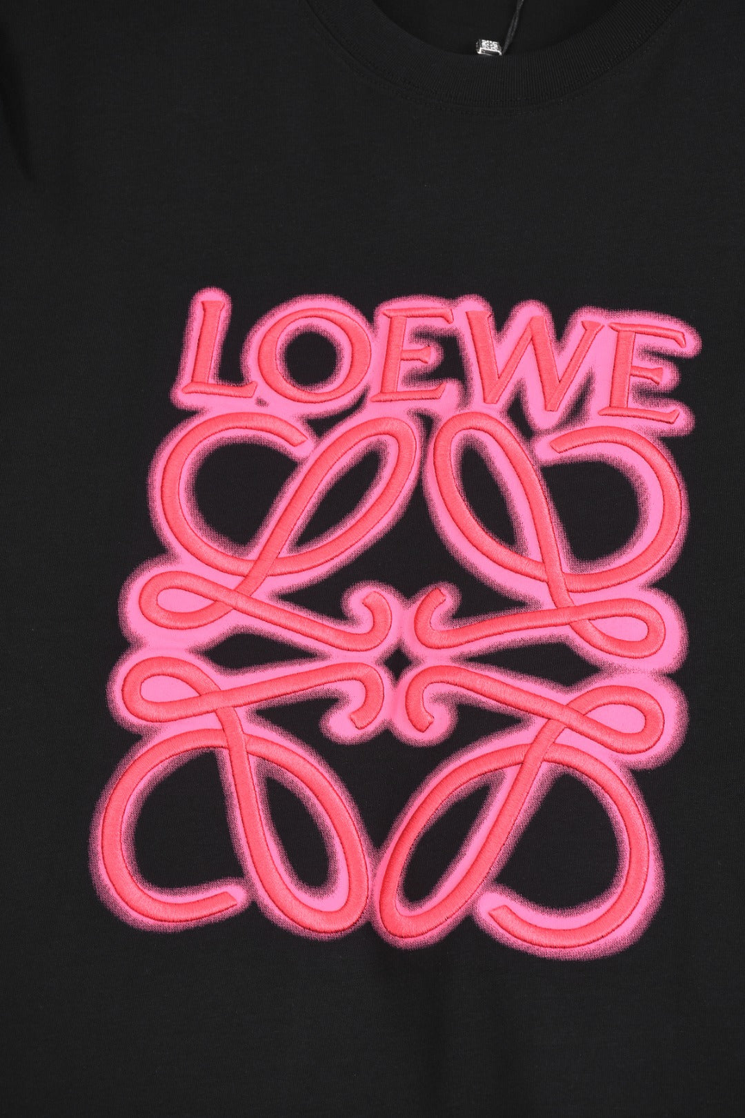 LOEWE 25SS Neon Embroidered Logo T-Shirt | Unisex Cotton Tee | XS–L