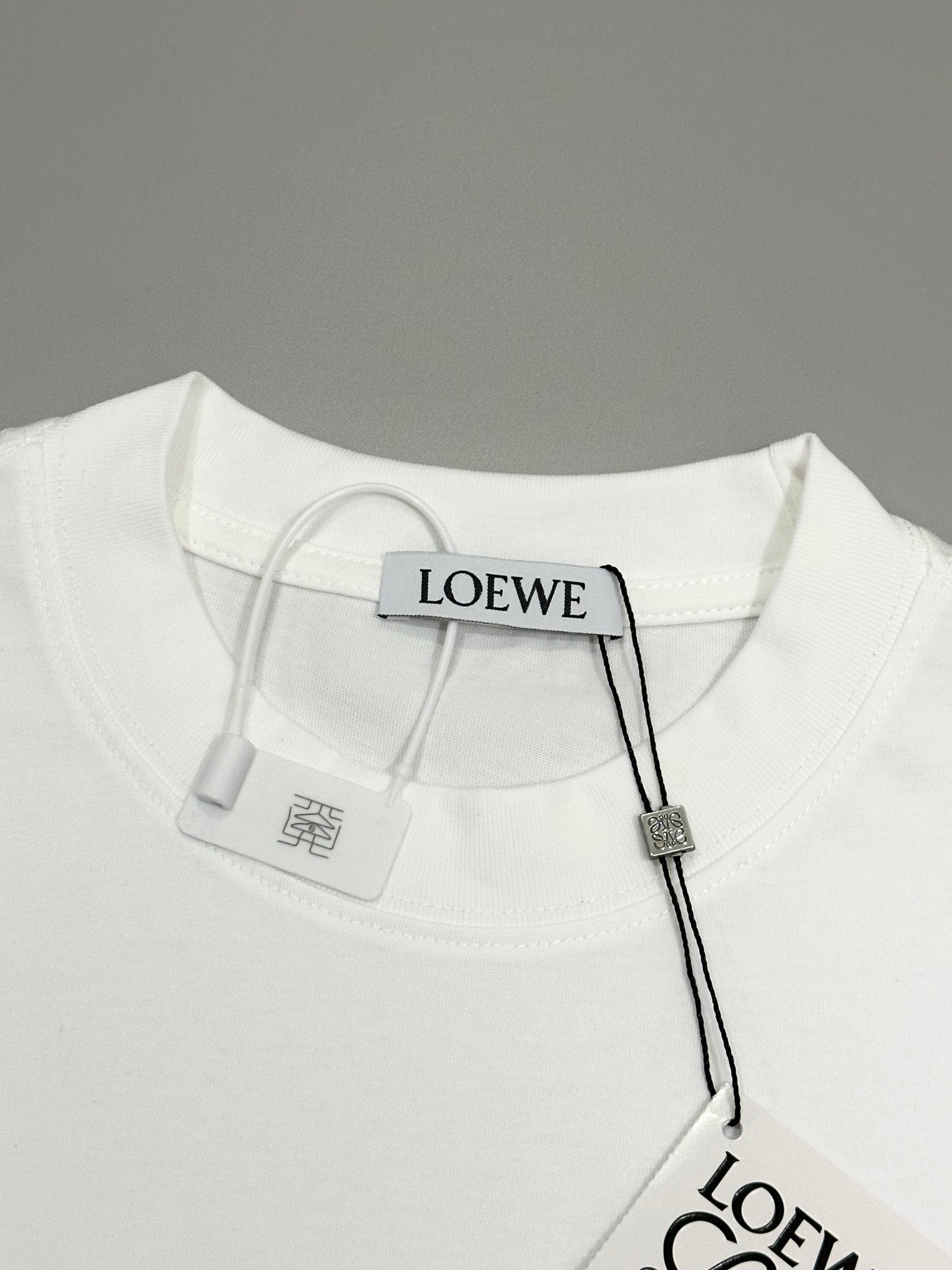 LOEWE Official Logo Embroidered T-Shirt | Unisex Luxury Cotton Tee | S–XL