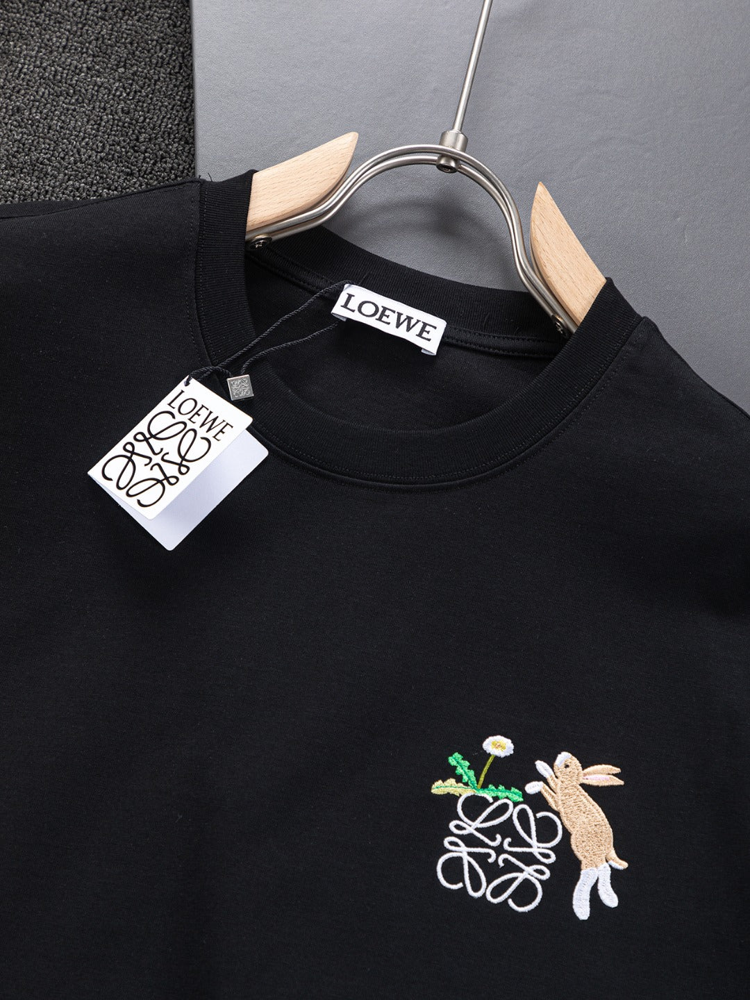 LOEWE 25SS Suna Fujita Collaboration Embroidered Rabbit T-Shirt | S–XL