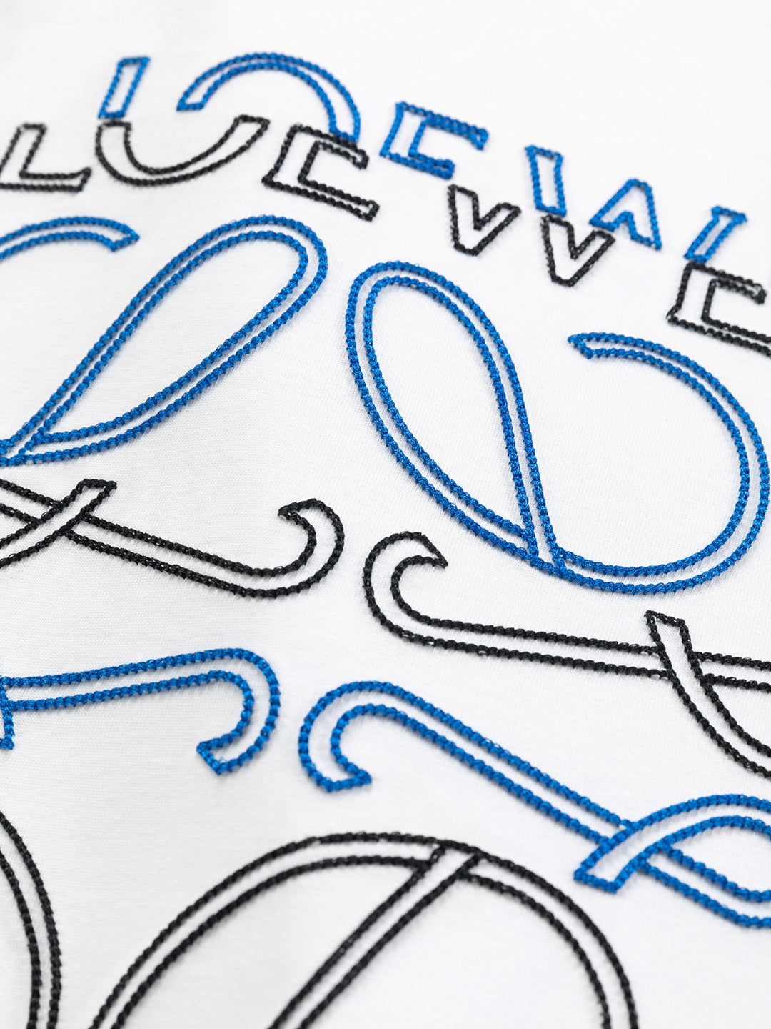 LOEWE 25SS Contrast Embroidered Misaligned Logo T-Shirt | S–XL