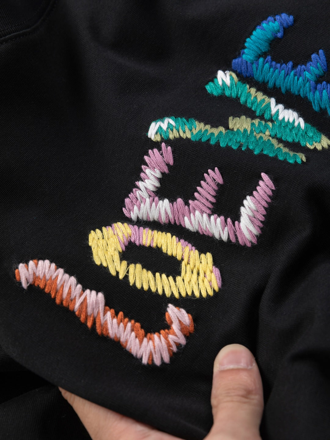 LOEWE 25SS Rainbow Embroidered Logo T-Shirt | S–XL