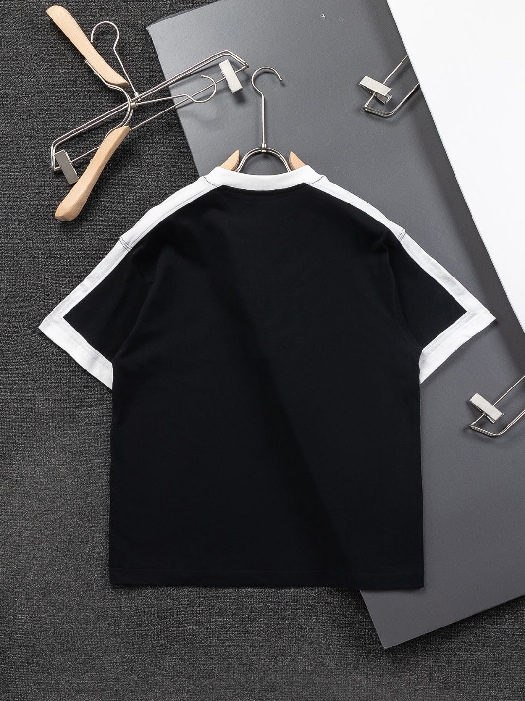 LOEWE 25SS Black & White Panel Embroidered Logo T-Shirt | S–XL