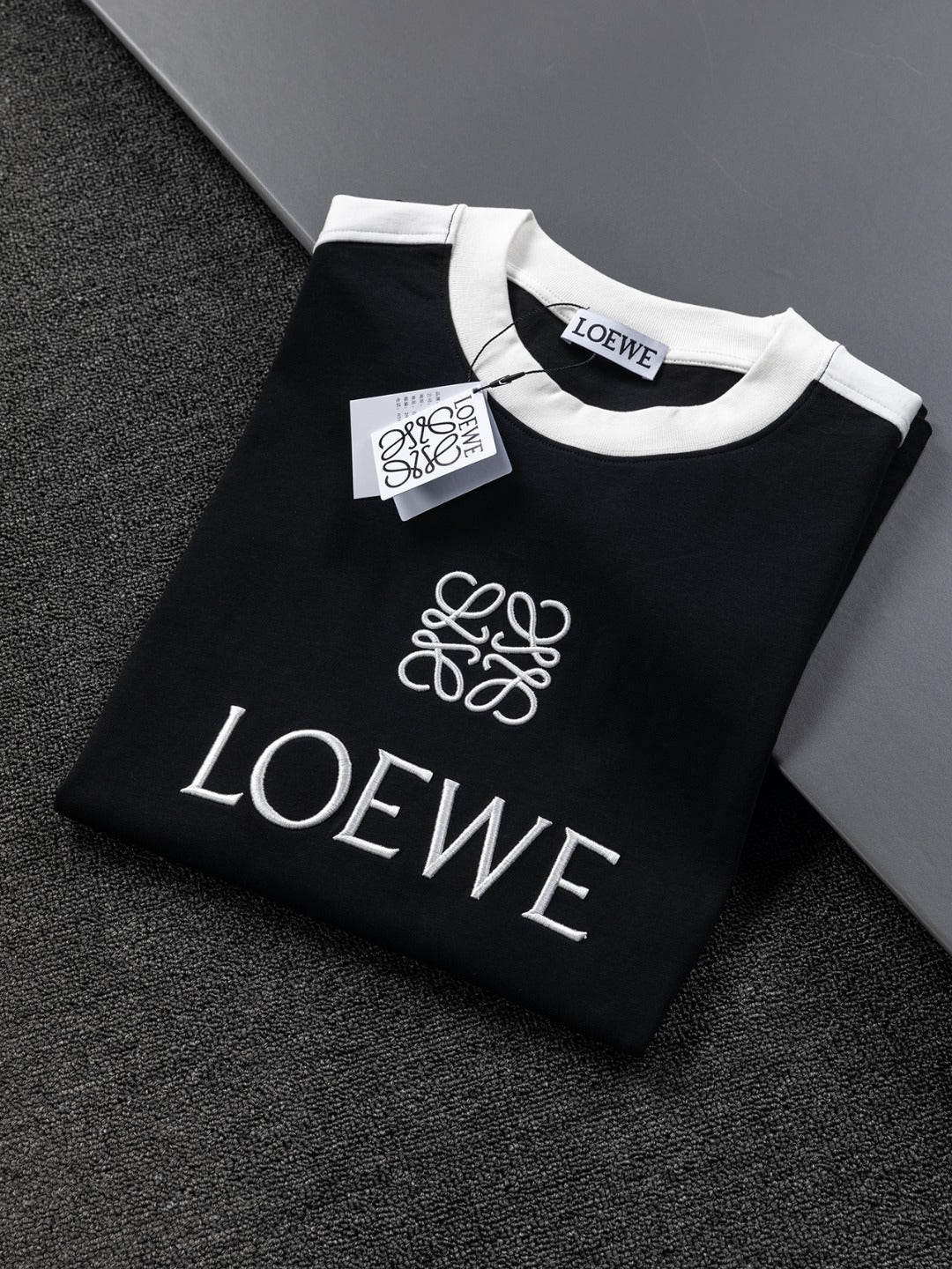 LOEWE 25SS Black & White Panel Embroidered Logo T-Shirt | S–XL