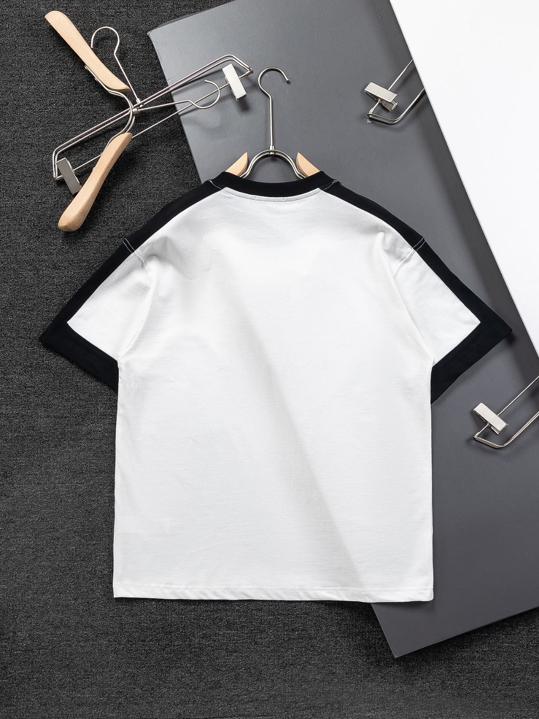LOEWE 25SS Black & White Panel Embroidered Logo T-Shirt | S–XL