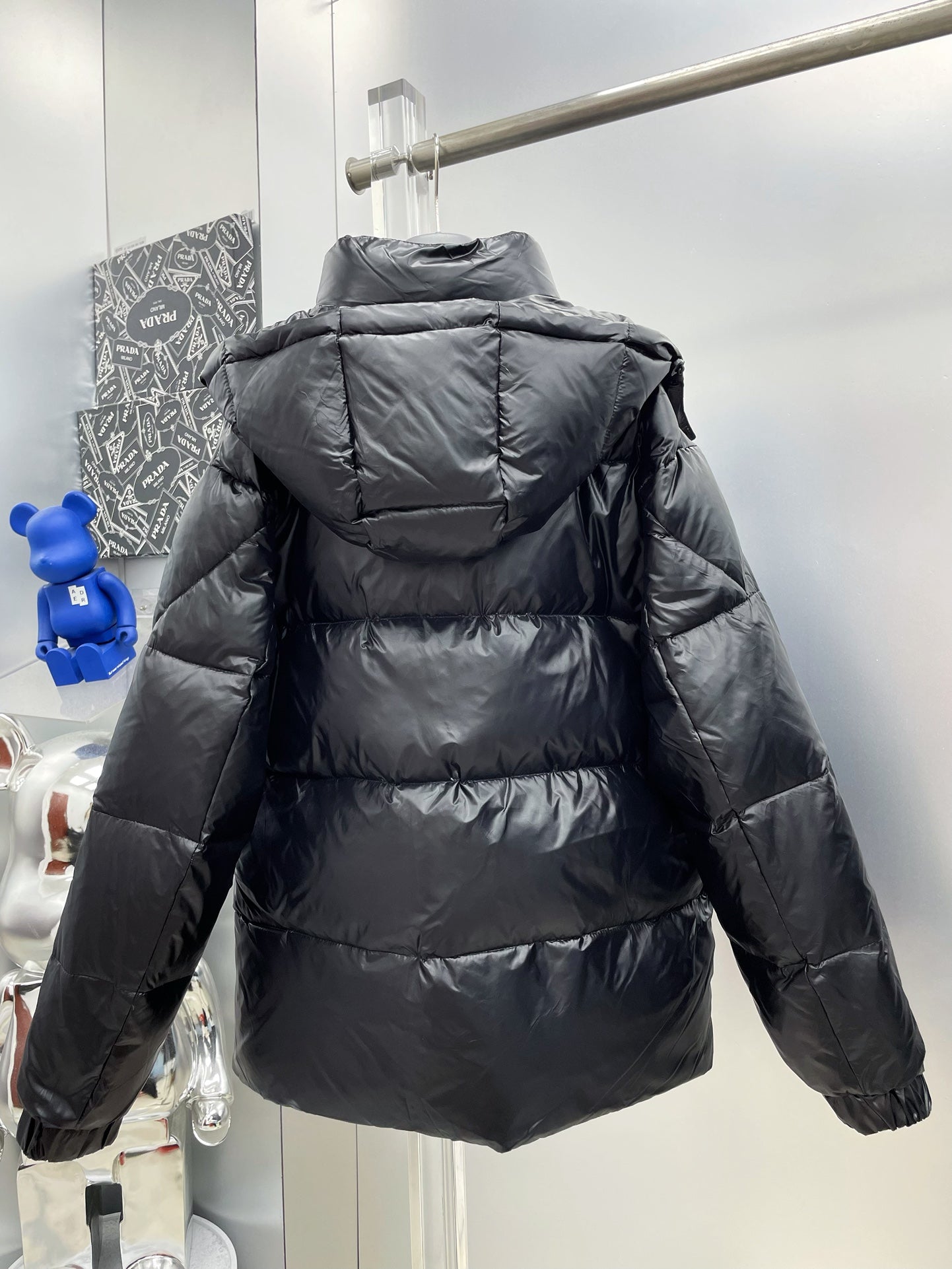 Moncler 2024 F/W Heart Logo Down Jacket – Goose Down M–3XL