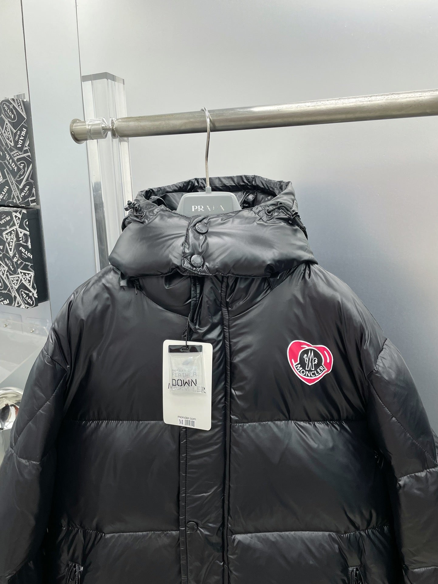 Moncler 2024 F/W Heart Logo Down Jacket – Goose Down M–3XL
