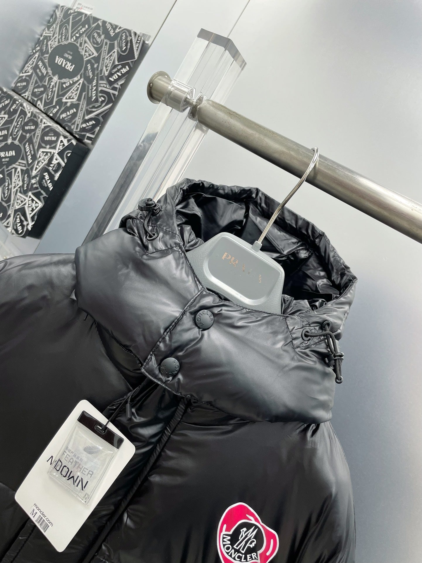 Moncler 2024 F/W Heart Logo Down Jacket – Goose Down M–3XL