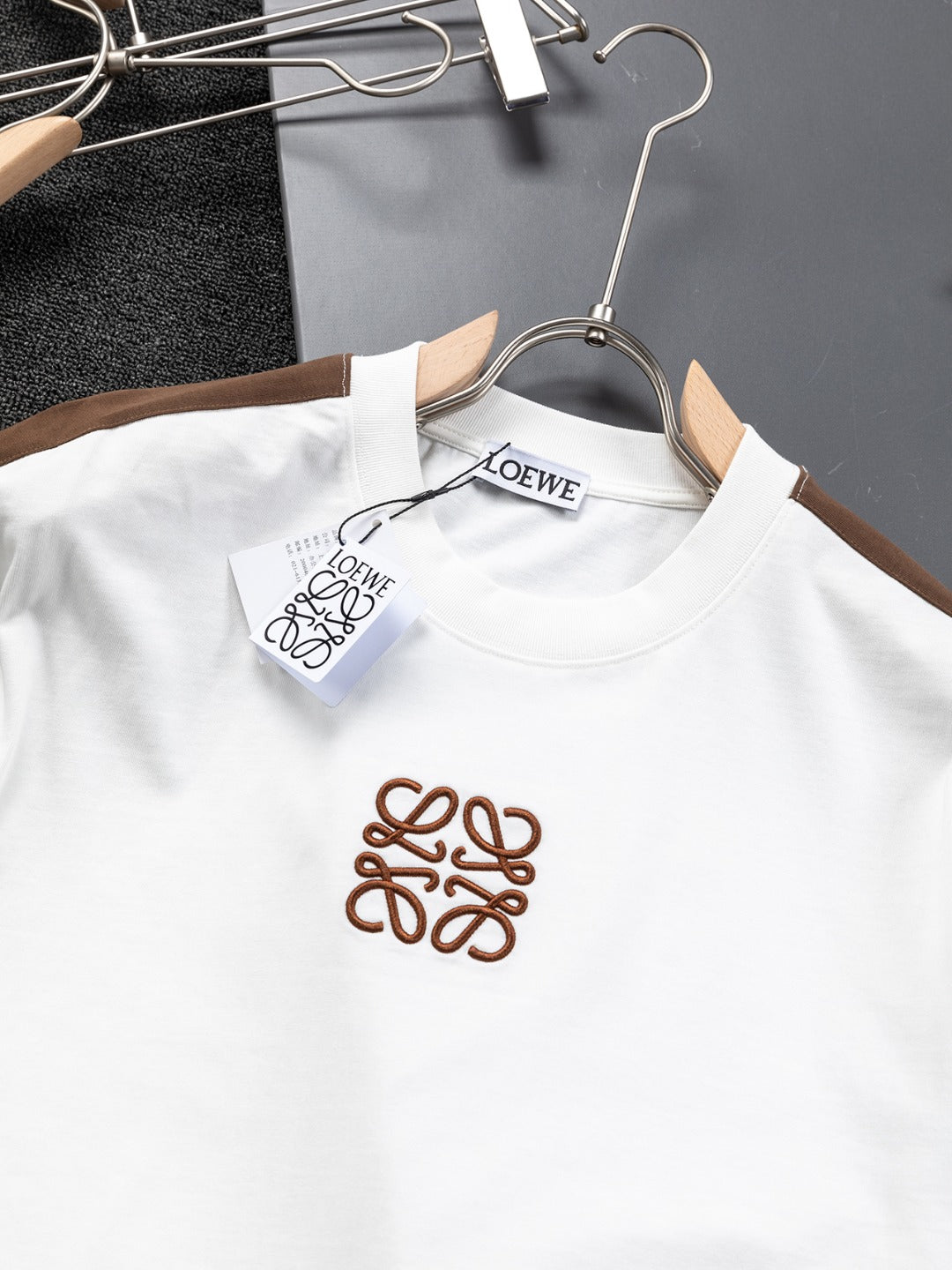 LOEWE 25SS Black & White Panel Embroidered Logo T-Shirt | S–XL