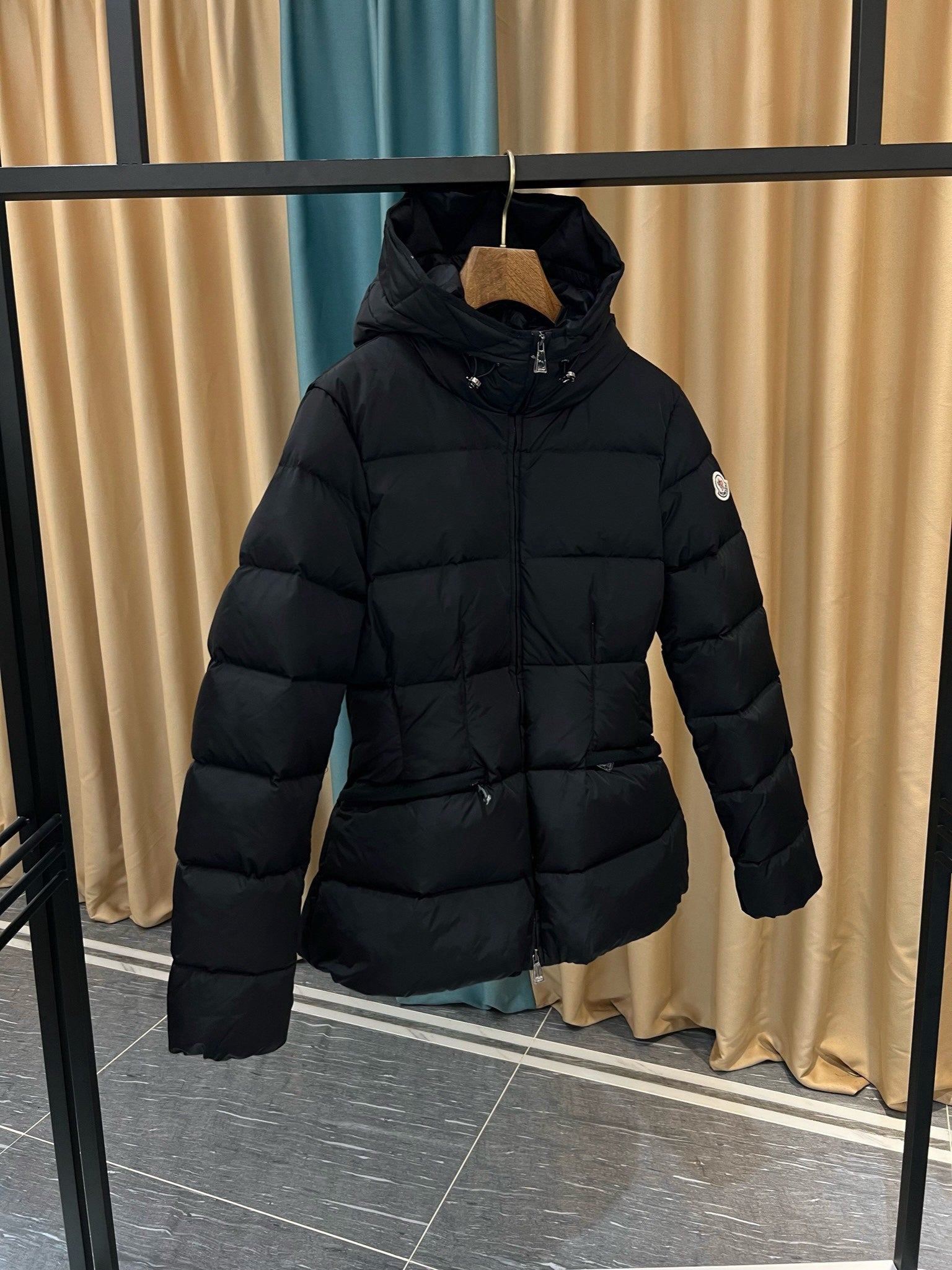 Moncler 2023 New Short Hooded Down Jacket – Matte Finish, Slim Fit (Size 1–4)