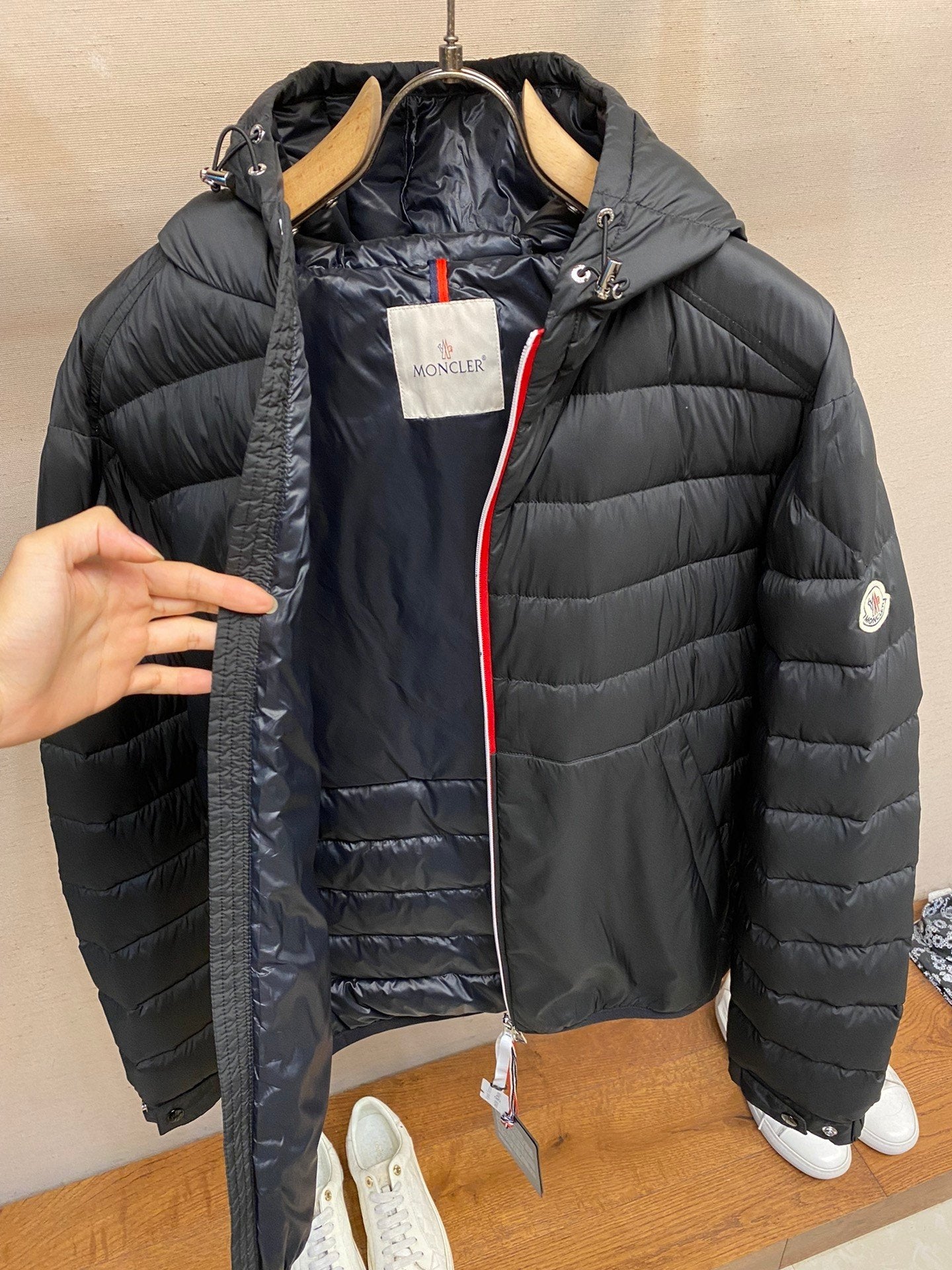 Moncler 2024 FW New Hooded Down Jacket – Premium White Duck Down (Size 1–4)