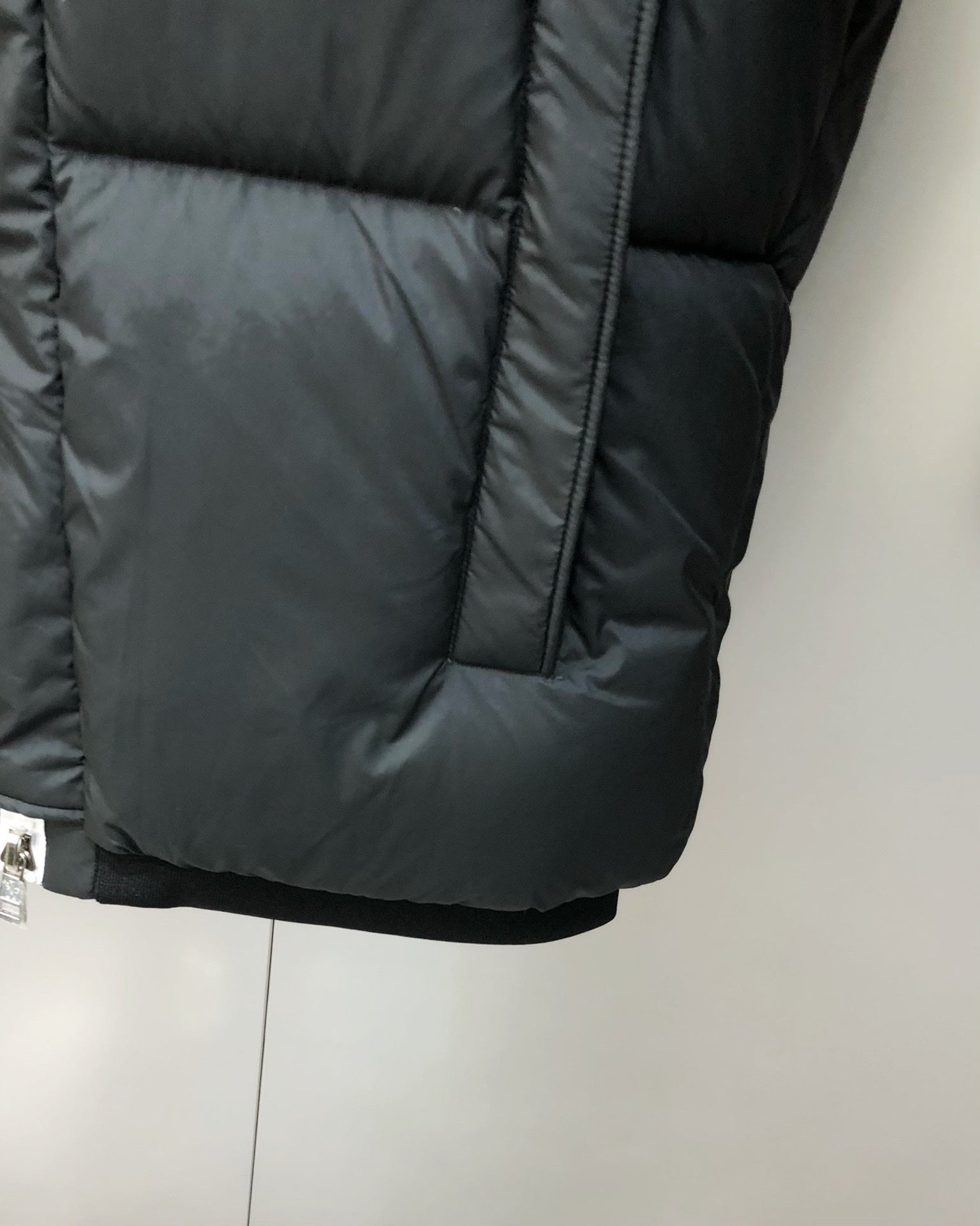 MONCLER Men’s Hooded Down Jacket | Fall/Winter 2024 Collection | Size 1–5 (M–3XL) | Black