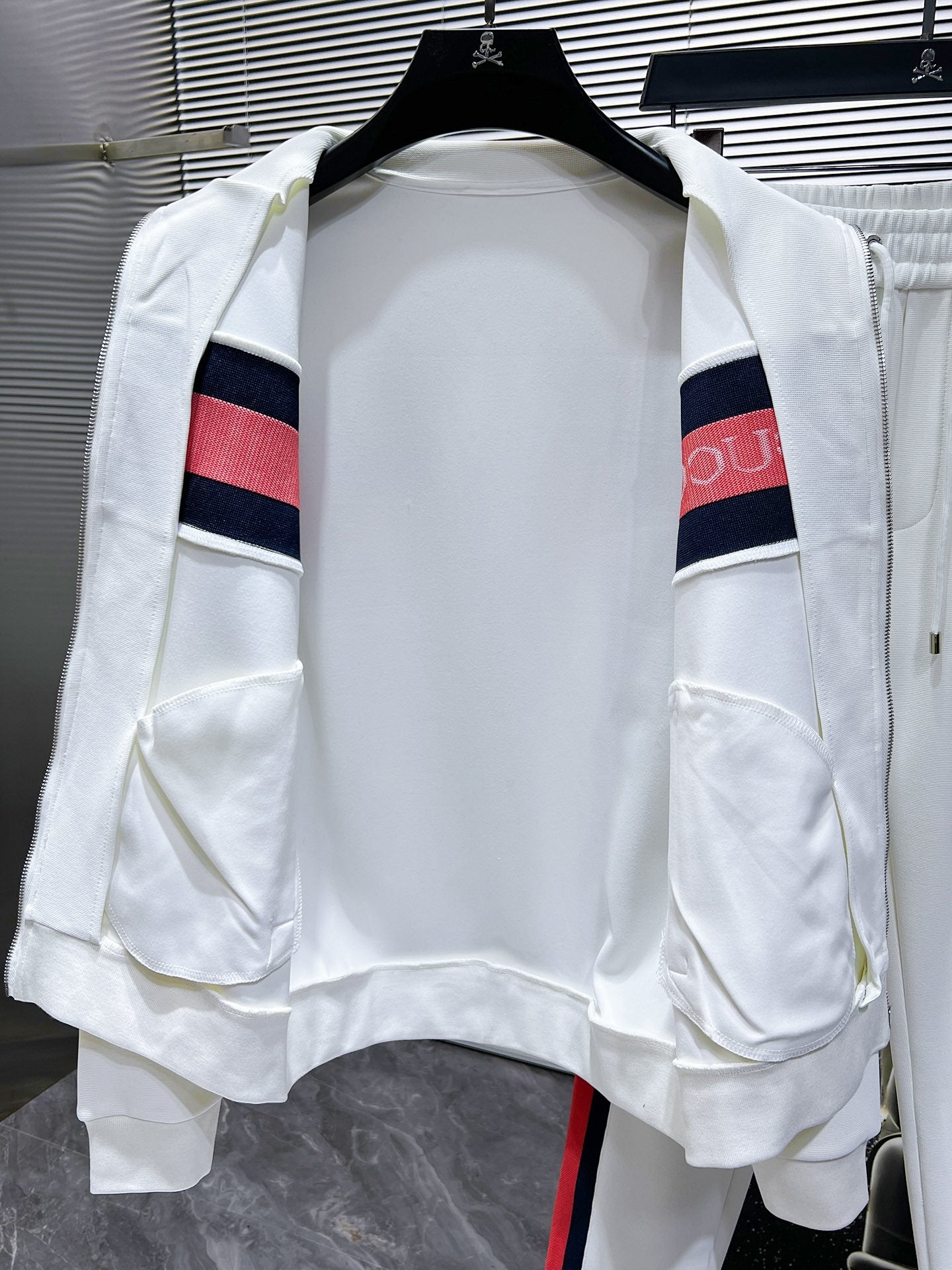 GUCCI 2024SS Logo Sportswear Zip Jacket & Track Pants Set | Men’s Luxury Casual Outfit