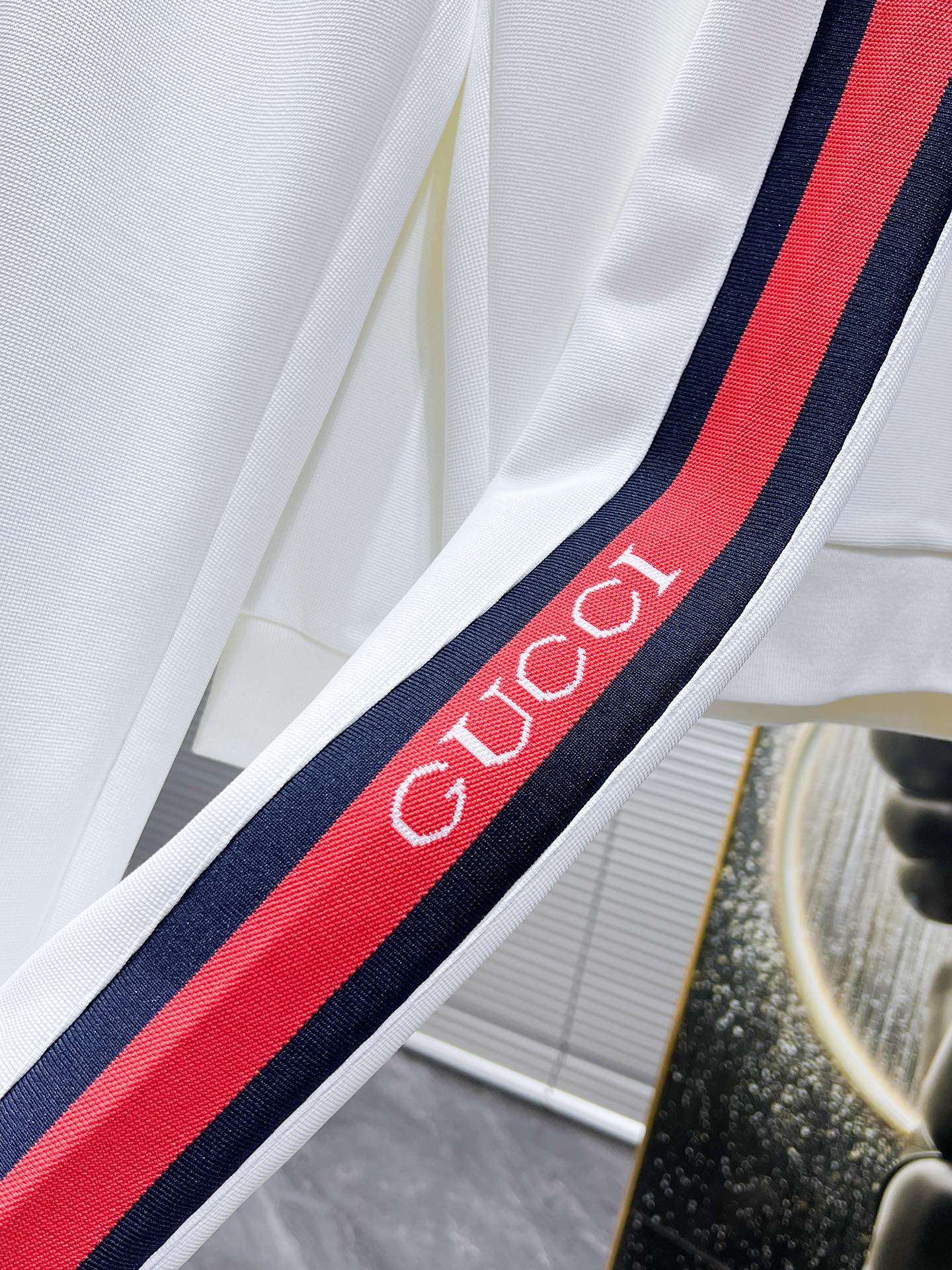 GUCCI 2024SS Logo Sportswear Zip Jacket & Track Pants Set | Men’s Luxury Casual Outfit