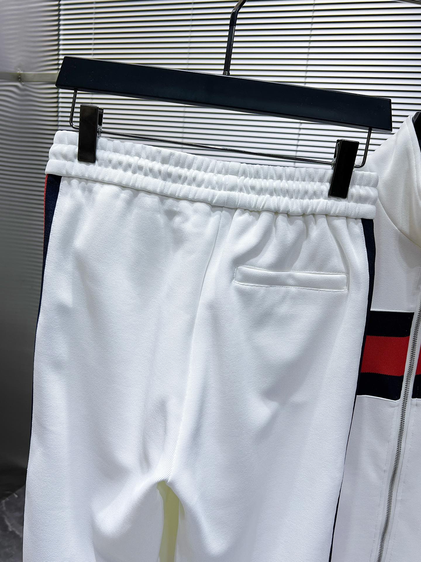 GUCCI 2024SS Logo Sportswear Zip Jacket & Track Pants Set | Men’s Luxury Casual Outfit