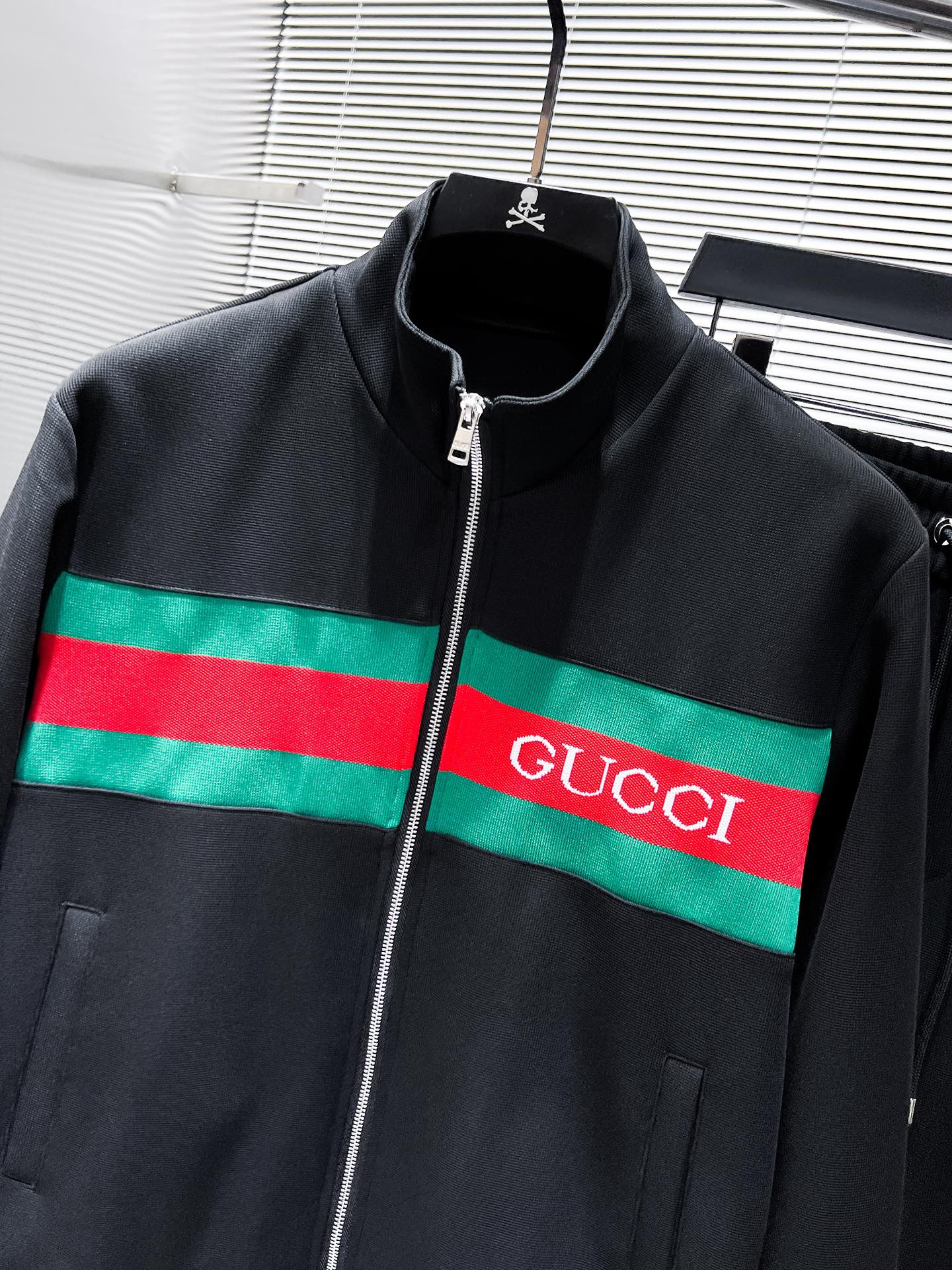 GUCCI 2024SS Logo Sportswear Zip Jacket & Track Pants Set | Men’s Luxury Casual Outfit