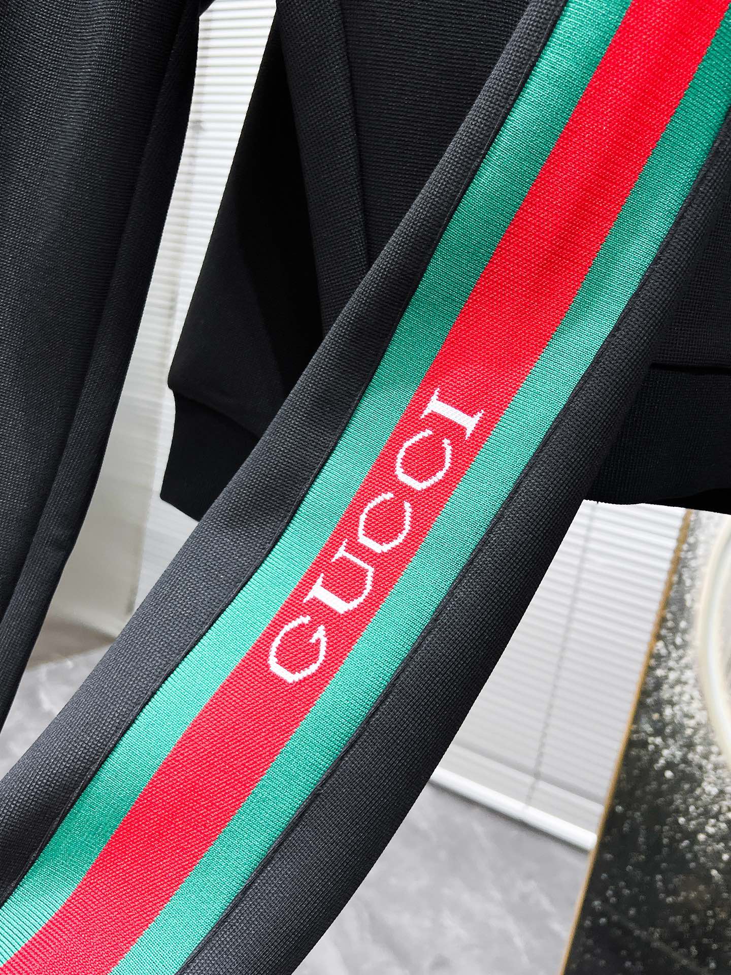 GUCCI 2024SS Logo Sportswear Zip Jacket & Track Pants Set | Men’s Luxury Casual Outfit