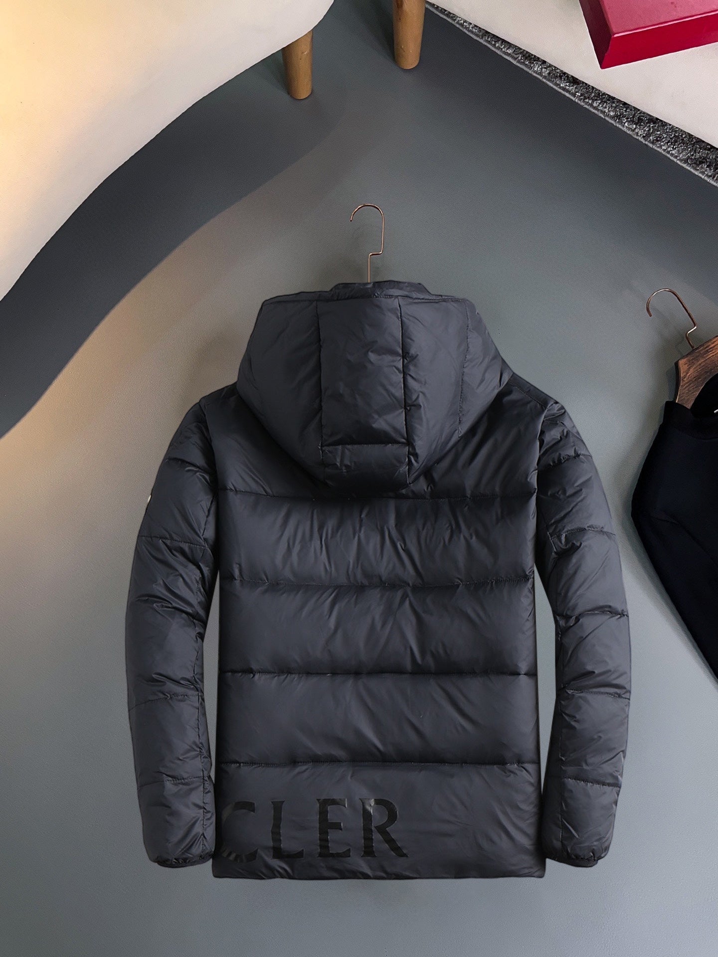 Moncler 2024 FW New Puffer Jacket | Unisex Colorblock Down Coat (M–3XL)