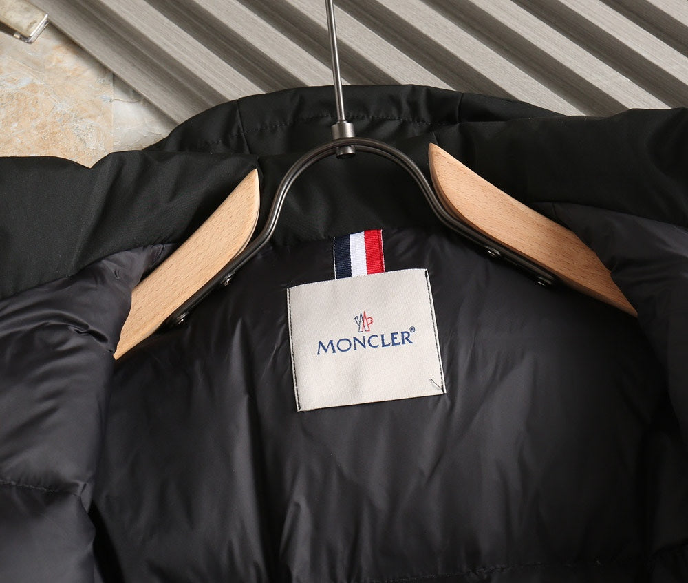Moncler 2024 FW New Puffer Jacket | Unisex Colorblock Down Coat (M–3XL)