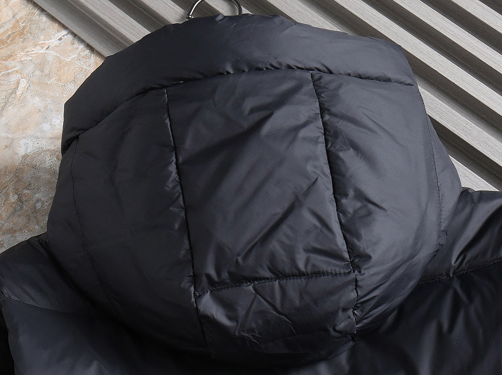 Moncler 2024 FW New Puffer Jacket | Unisex Colorblock Down Coat (M–3XL)