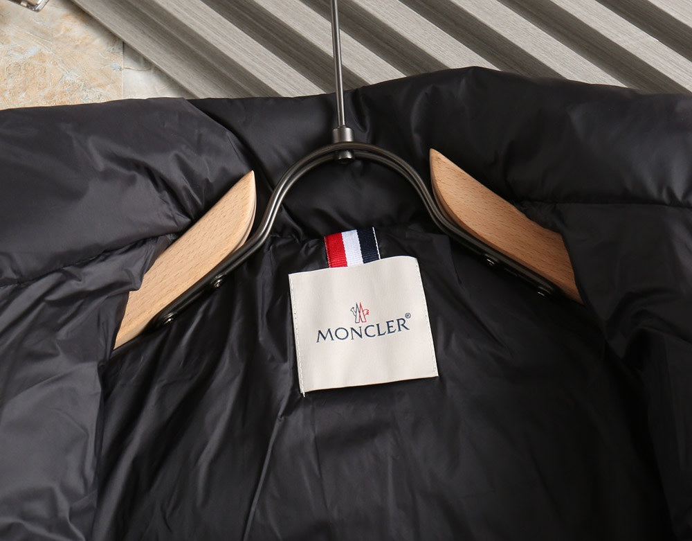 Moncler 2024 FW New Puffer Jacket | Unisex Colorblock Down Coat (M–3XL)