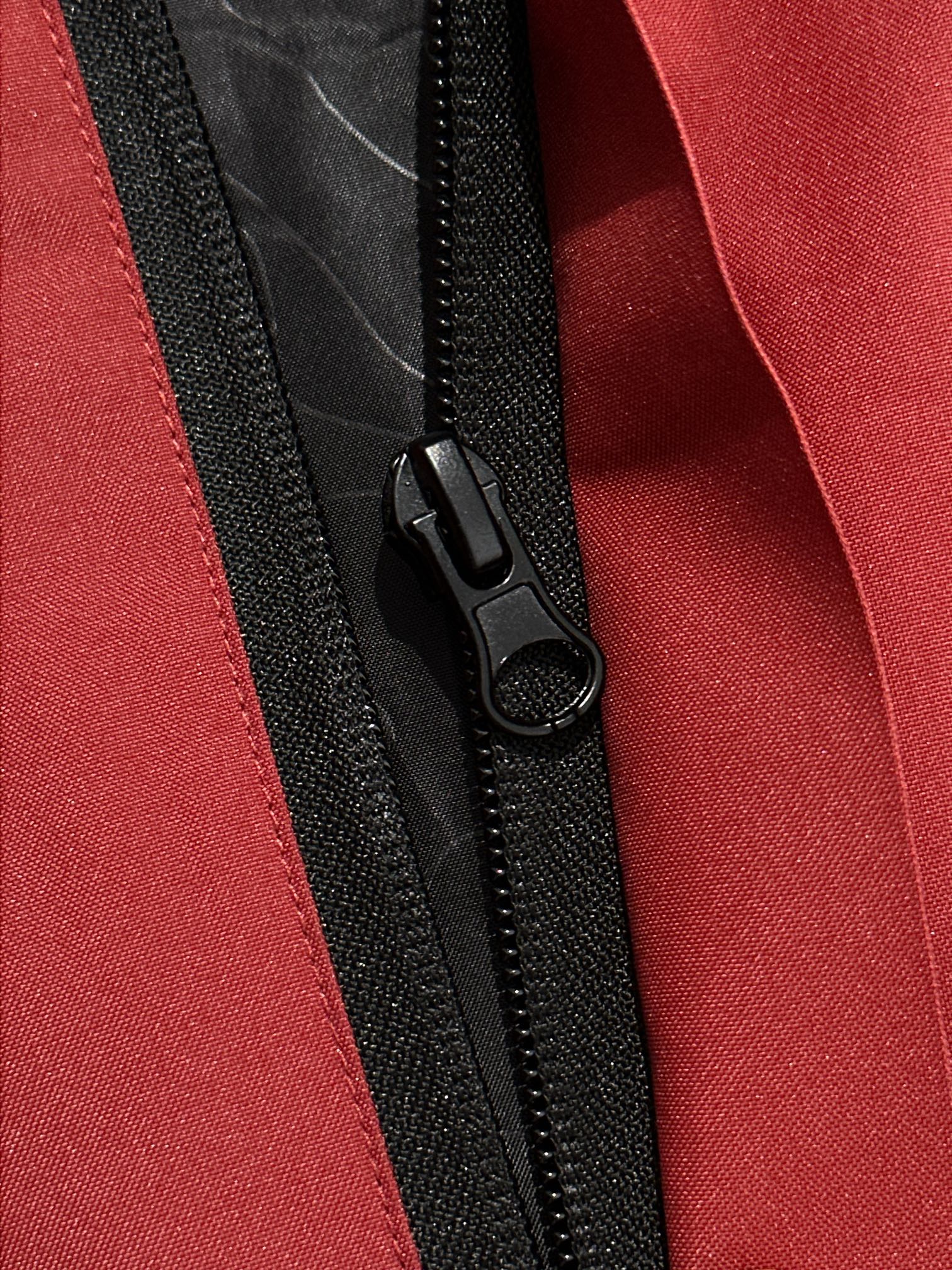 Gucci 2024 FW Hooded Nylon Windbreaker Jacket | Lightweight Luxury Outerwear
