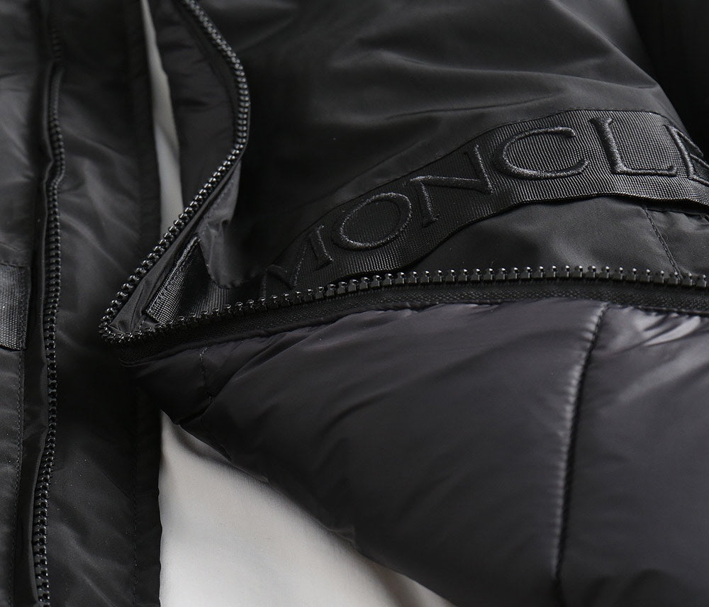 Moncler 2024 FW New Puffer Jacket | Unisex Colorblock Down Coat (M–3XL)