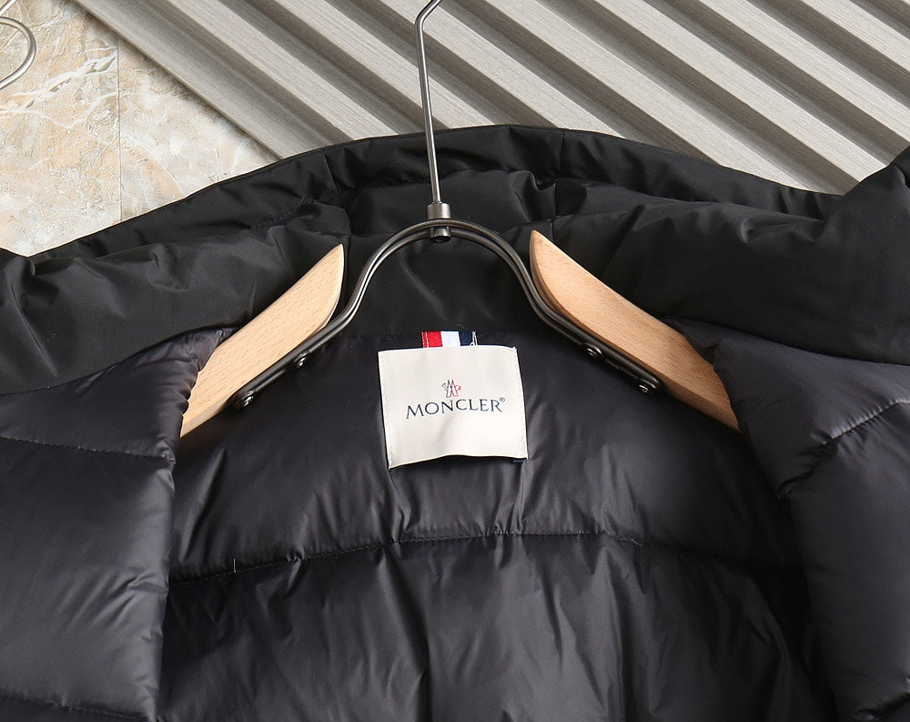 Moncler 2024 FW New Puffer Jacket | Unisex Colorblock Down Coat (M–3XL)