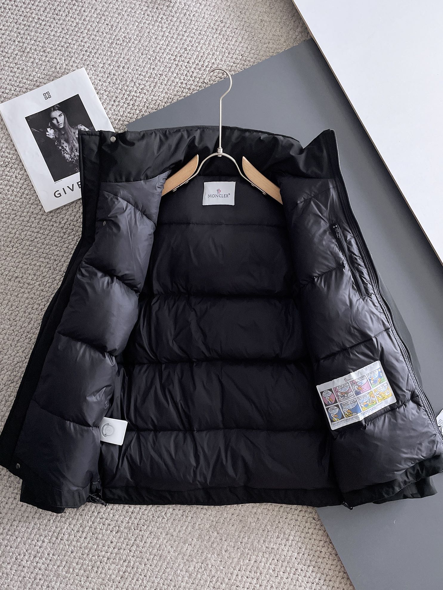 Moncler 2024 FW New Puffer Jacket | Unisex Colorblock Down Coat (M–3XL)