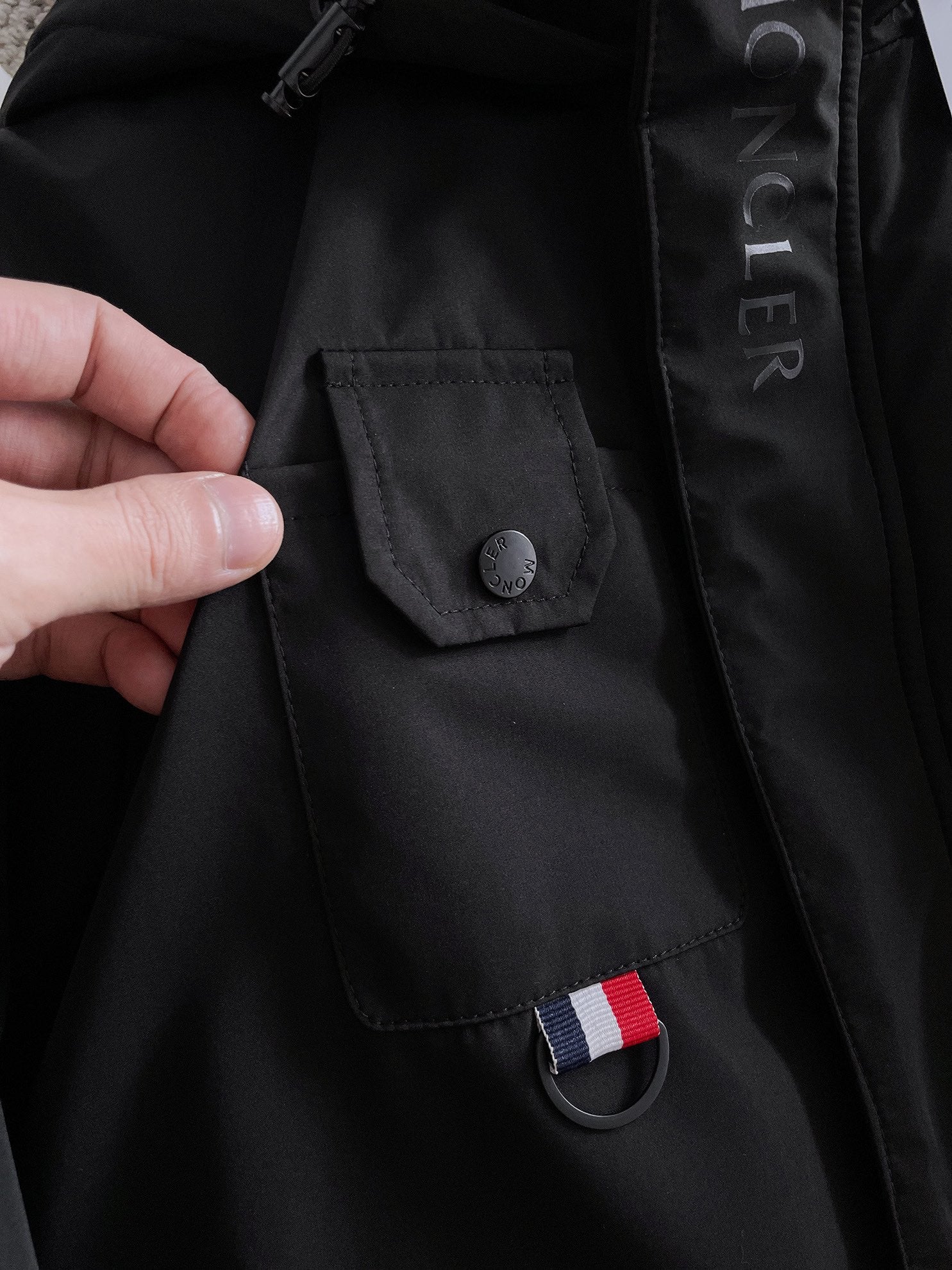 Moncler 2024 FW New Puffer Jacket | Unisex Colorblock Down Coat (M–3XL)