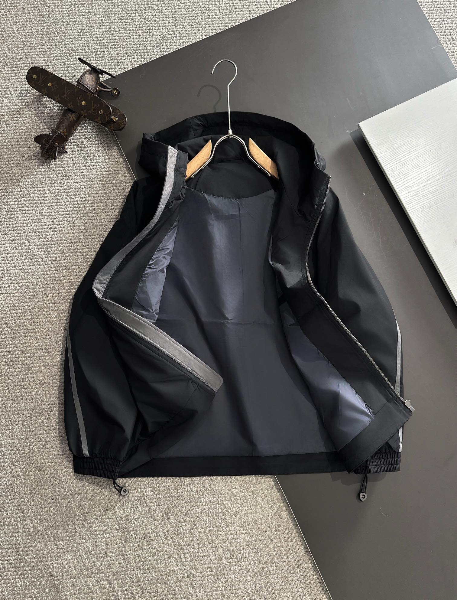 Balenciaga 2024 FW Hooded Nylon Windbreaker Jacket