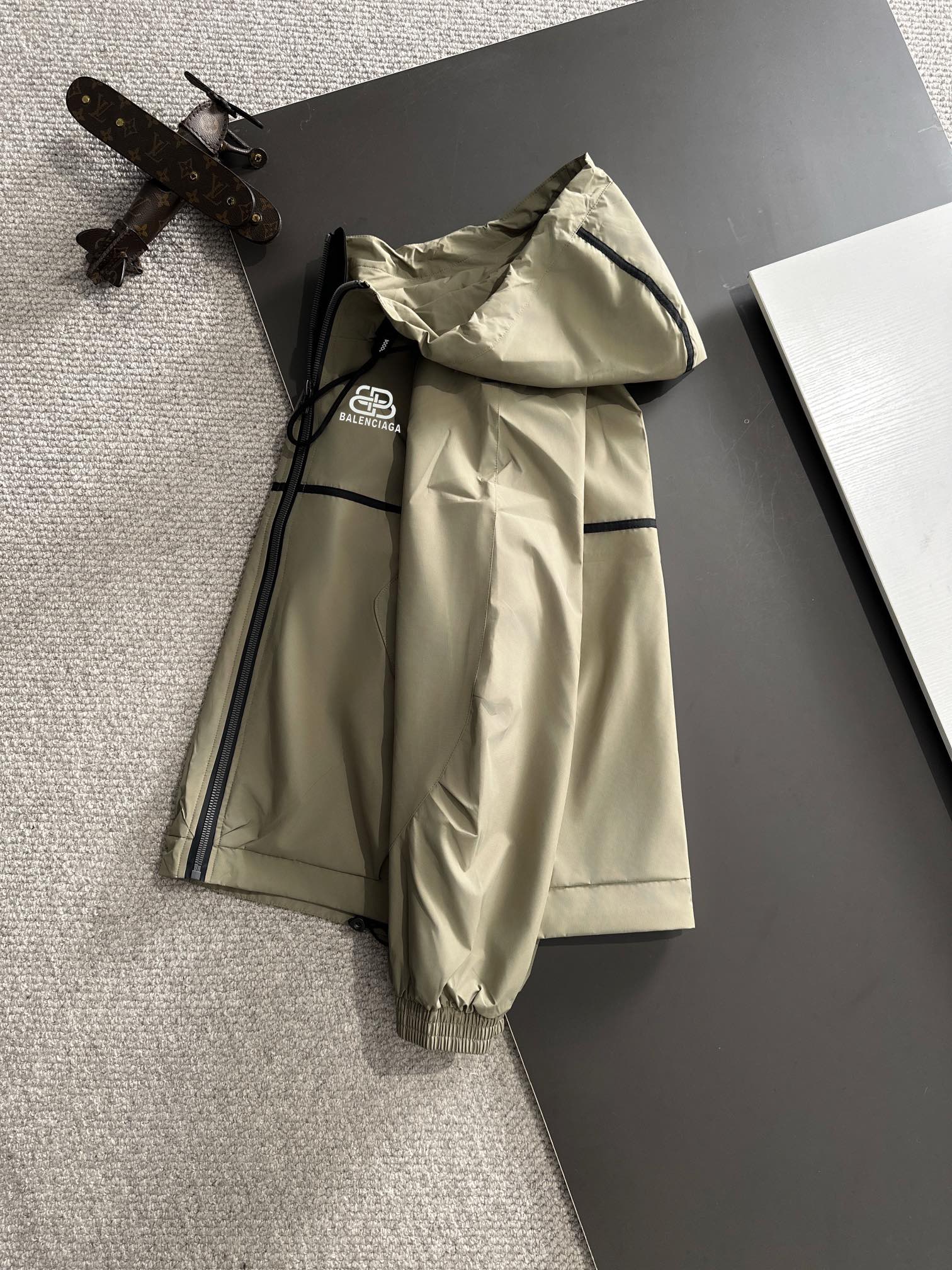 Balenciaga 2024 FW Hooded Nylon Windbreaker Jacket