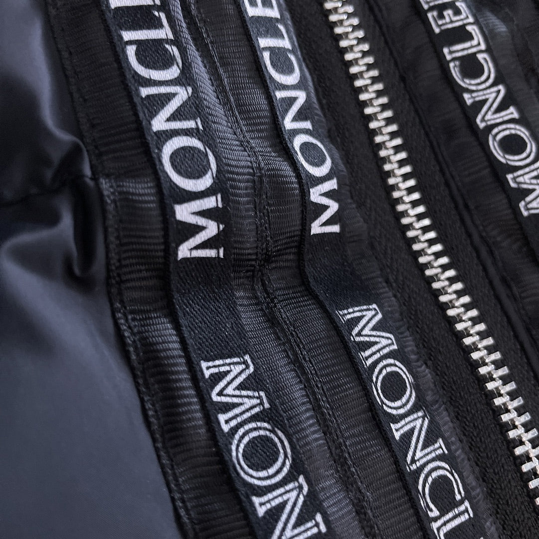 Moncler 2024 FW New Puffer Jacket | Unisex Colorblock Down Coat (M–3XL)