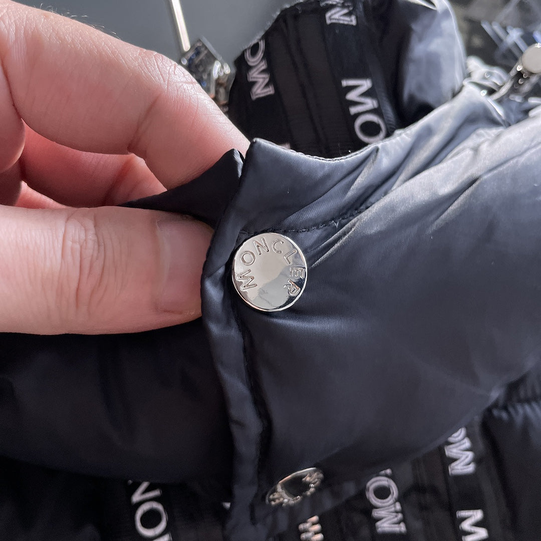 Moncler 2024 FW New Puffer Jacket | Unisex Colorblock Down Coat (M–3XL)