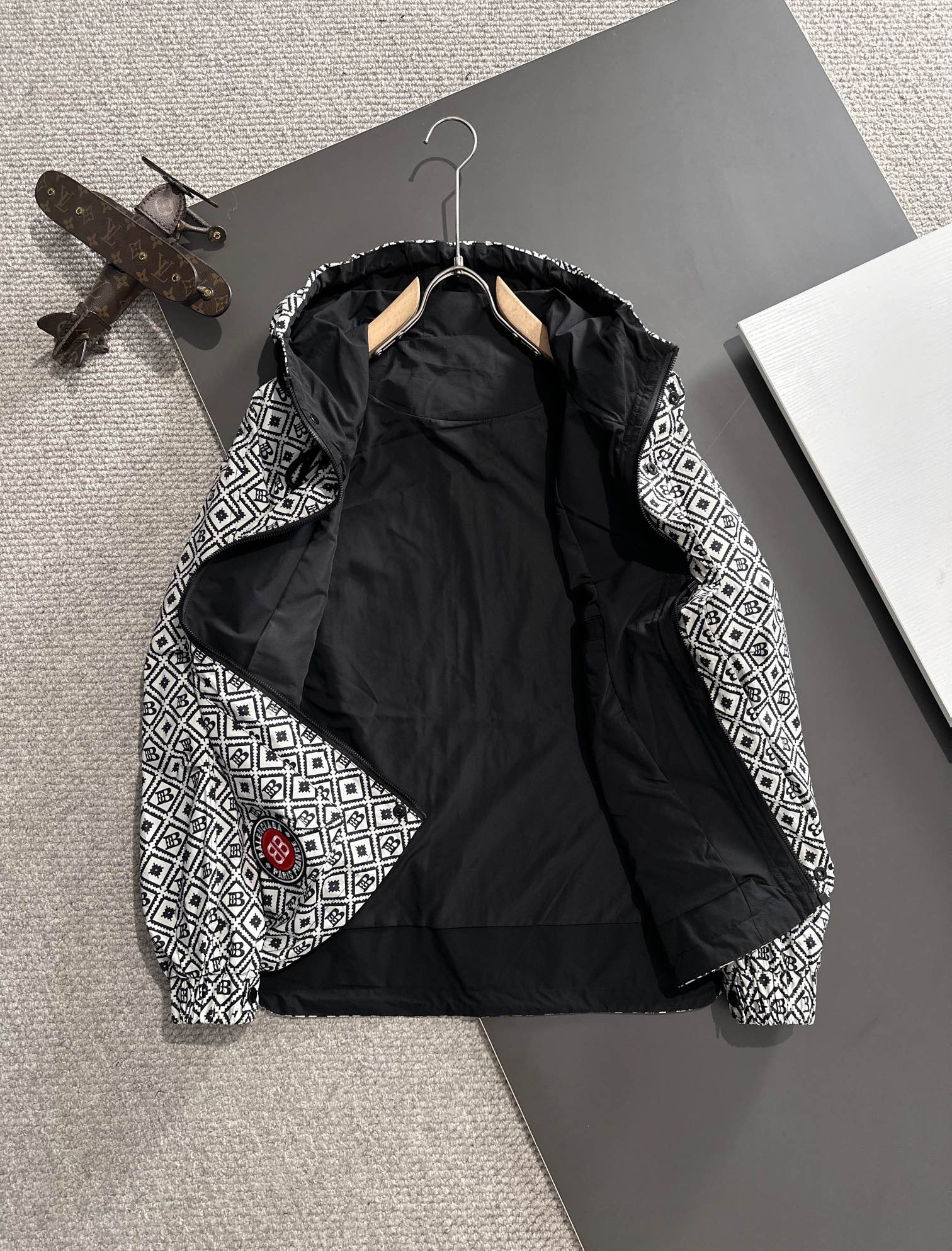 Balenciaga 2024 FW Hooded Windbreaker Jacket