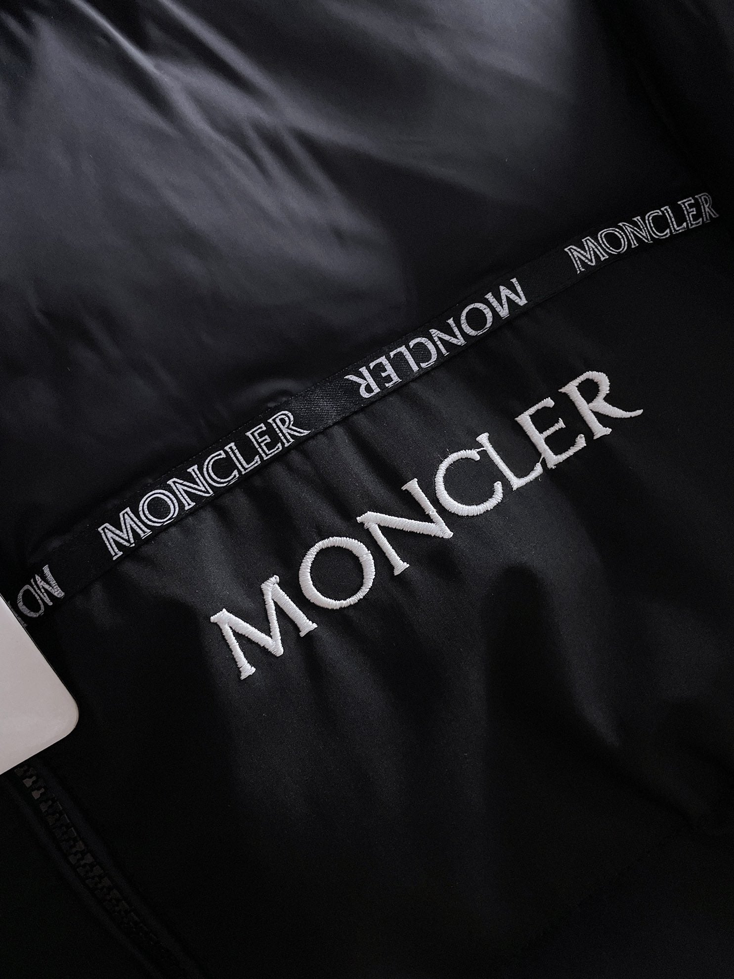 Moncler 2024 FW New Puffer Jacket | Unisex Colorblock Down Coat (M–3XL)