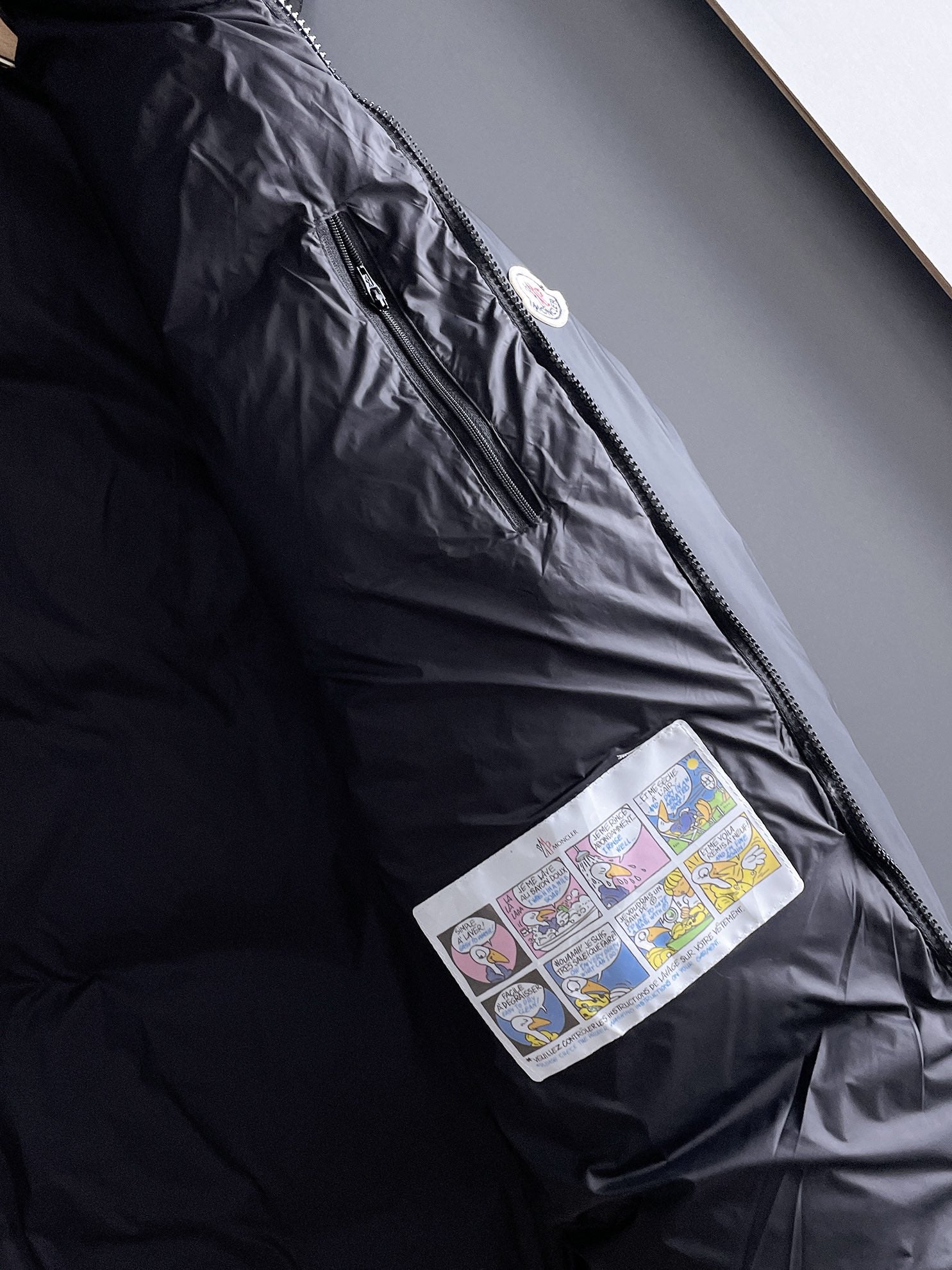 Moncler 2024 FW New Puffer Jacket | Unisex Colorblock Down Coat (M–3XL)