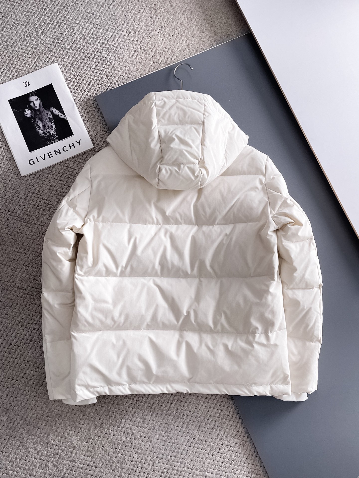 Moncler 2024 FW New Puffer Jacket | Unisex Colorblock Down Coat (M–3XL)
