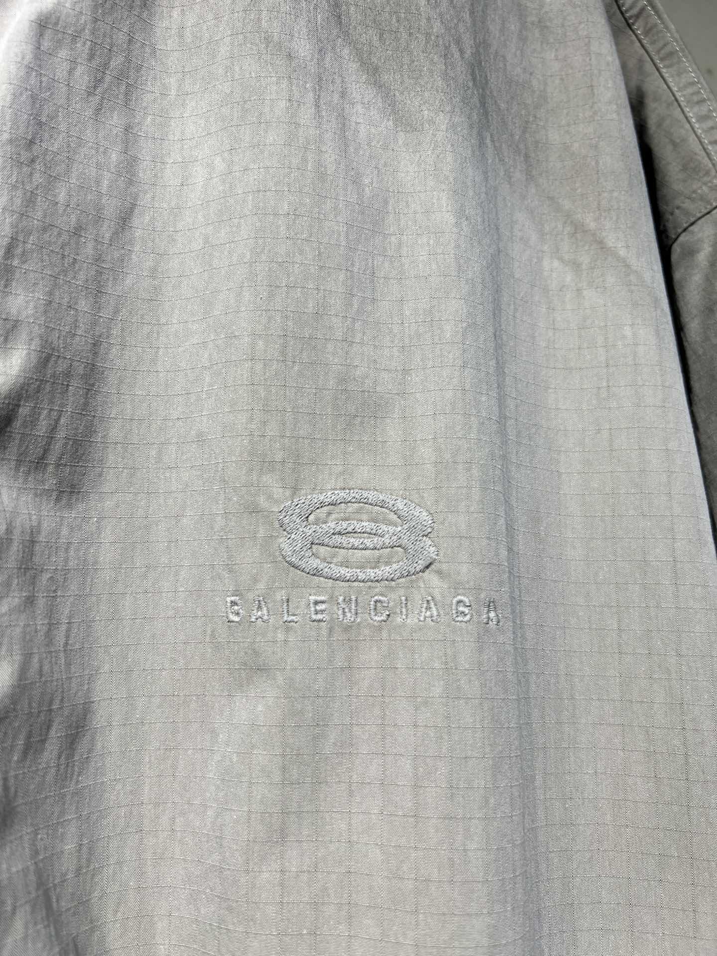 Balenciaga Fall/Winter New Spray-Wash Checkered Jacket & Pants Set (Unisex)