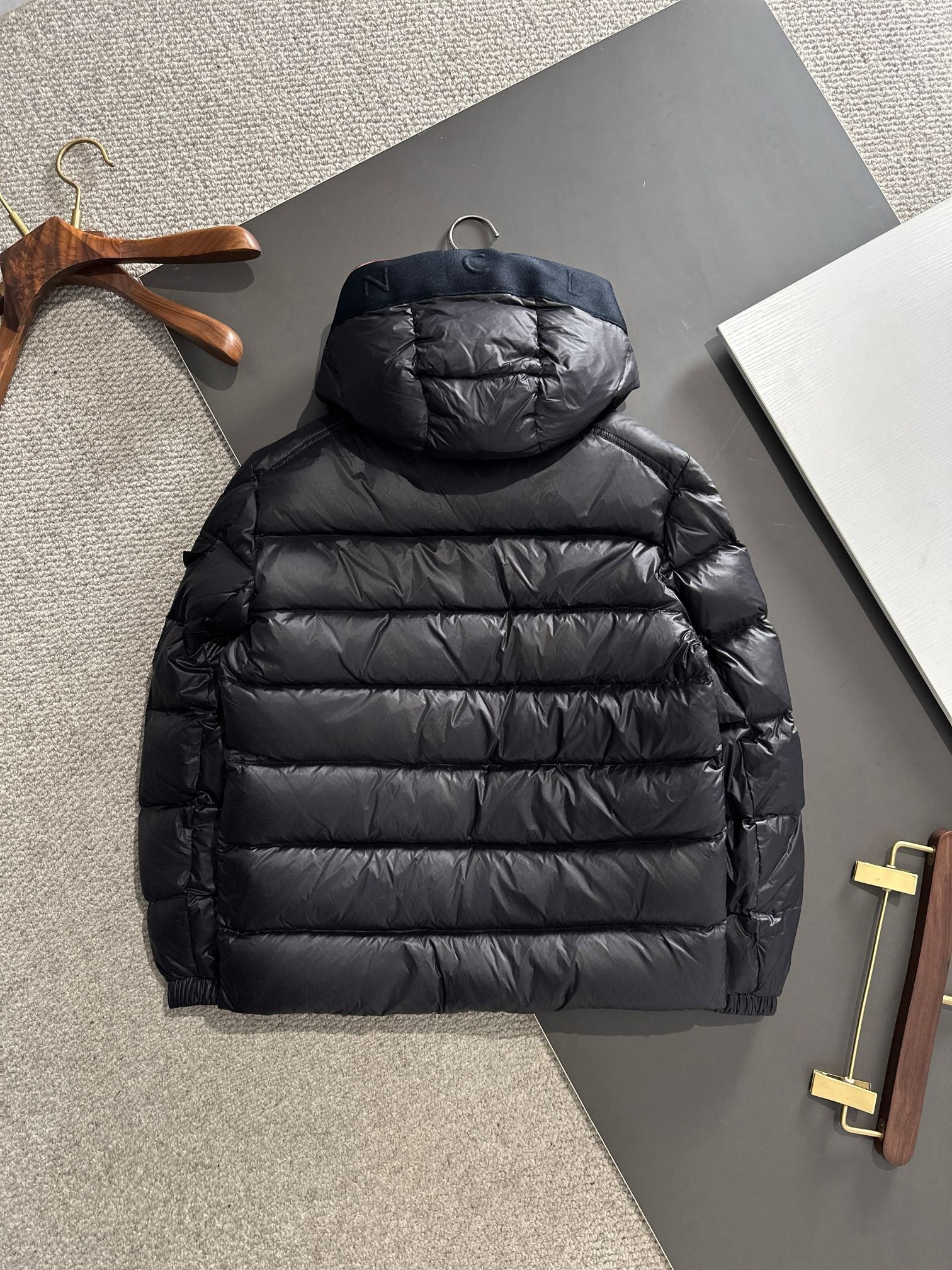 Moncler Mon Pavin Hooded Striped Short Down Jacket | Black | Size 1–5