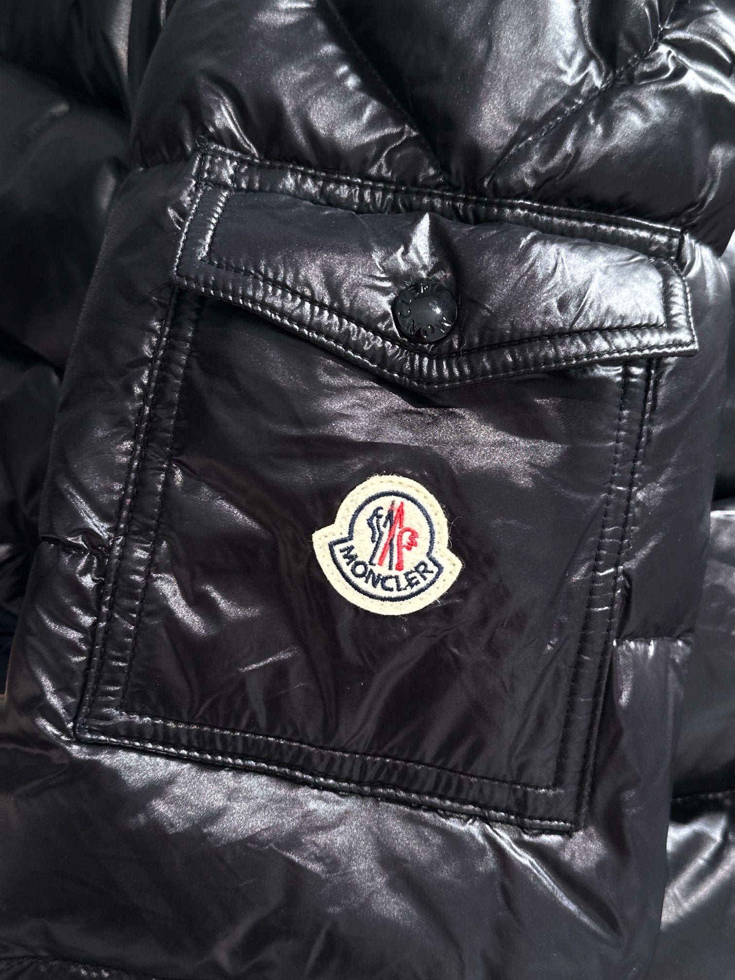 Moncler Maya Short Down Jacket | Eason Chan Edition | Sizes 1–6