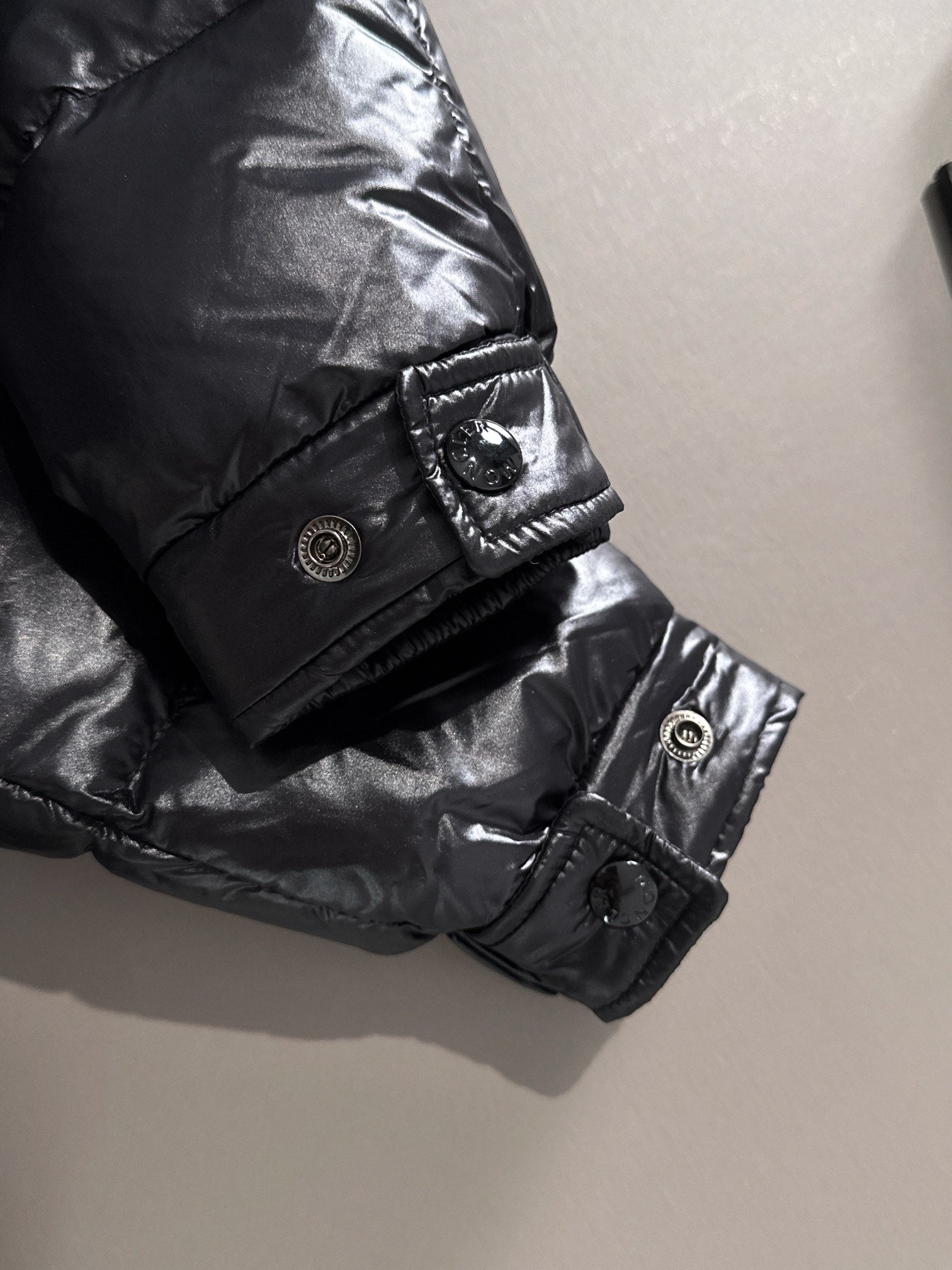 Moncler Maya Short Down Jacket | Eason Chan Edition | Sizes 1–6