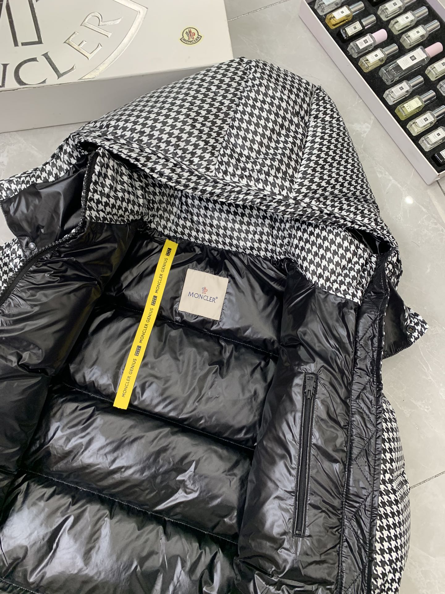 Moncler x Fragment Hiroshi Fujiwara SOCOTRINE Houndstooth Down Jacket | FW Collection | Sizes 1–5