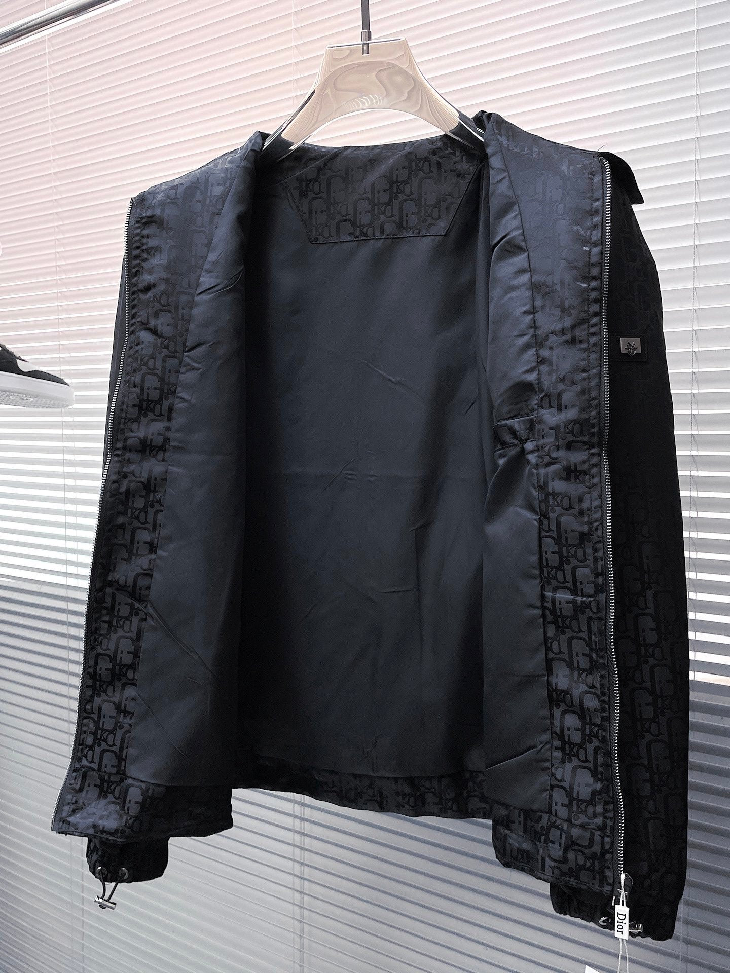 Dior 2025 New Season Jacket – Italian Fabric