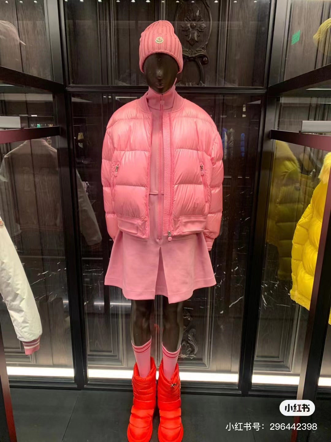 Moncler 2023 New Jolin Tsai Edition Baseball Down Jacket | 90% White Goose Down | Sizes 1–5