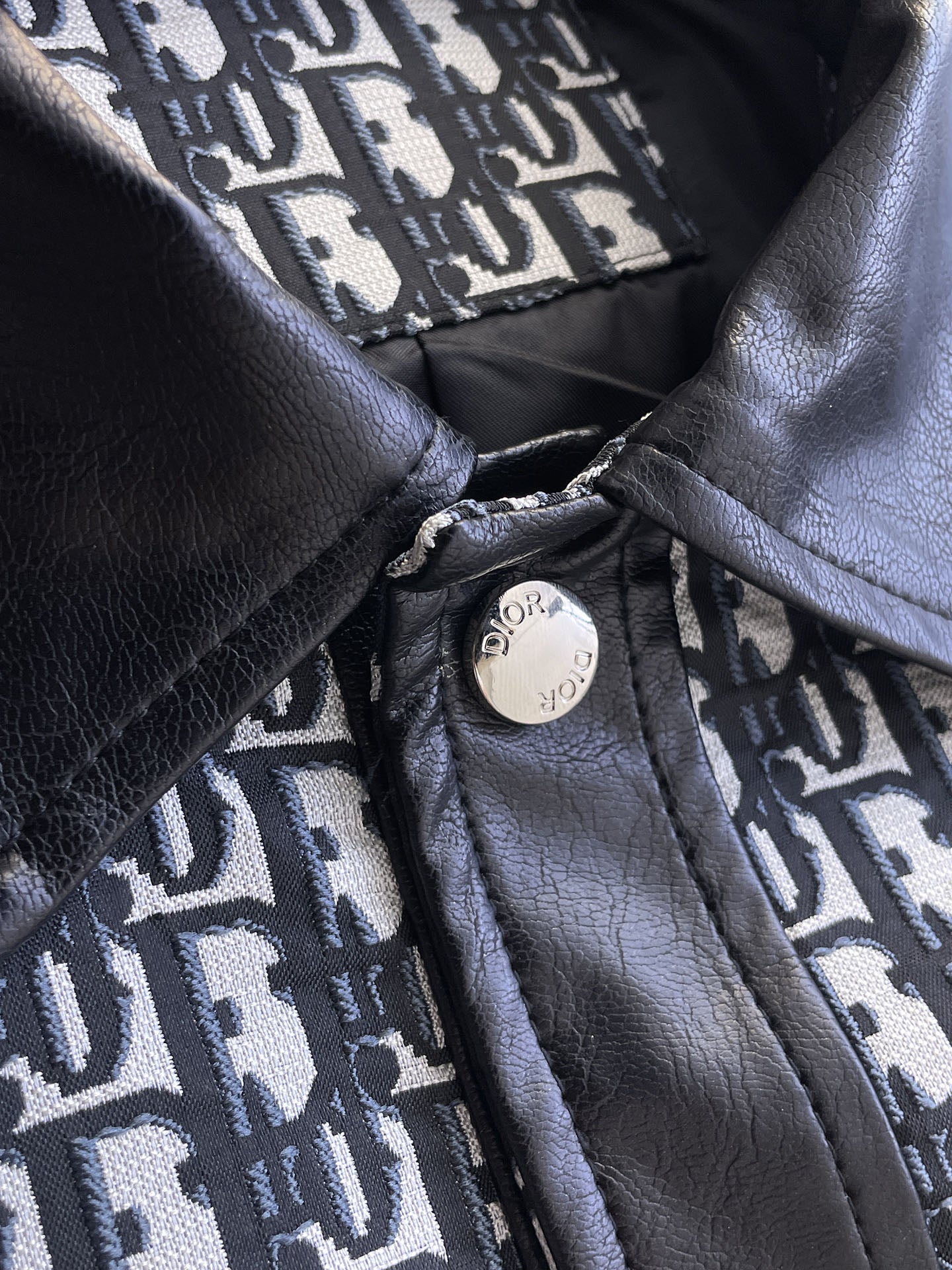 Dior 2025 New Season Men’s Jacket – Italian Fabric, Premium Edition