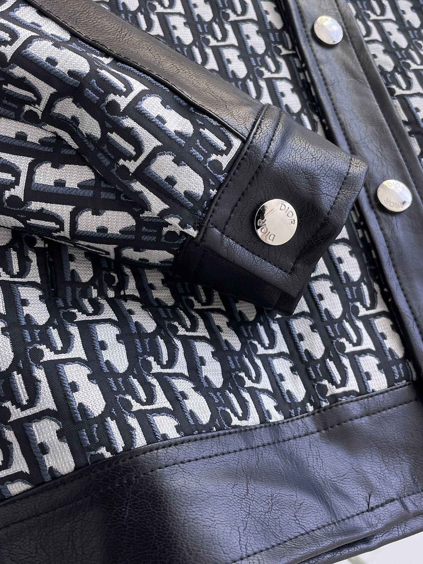 Dior 2025 New Season Men’s Jacket – Italian Fabric, Premium Edition